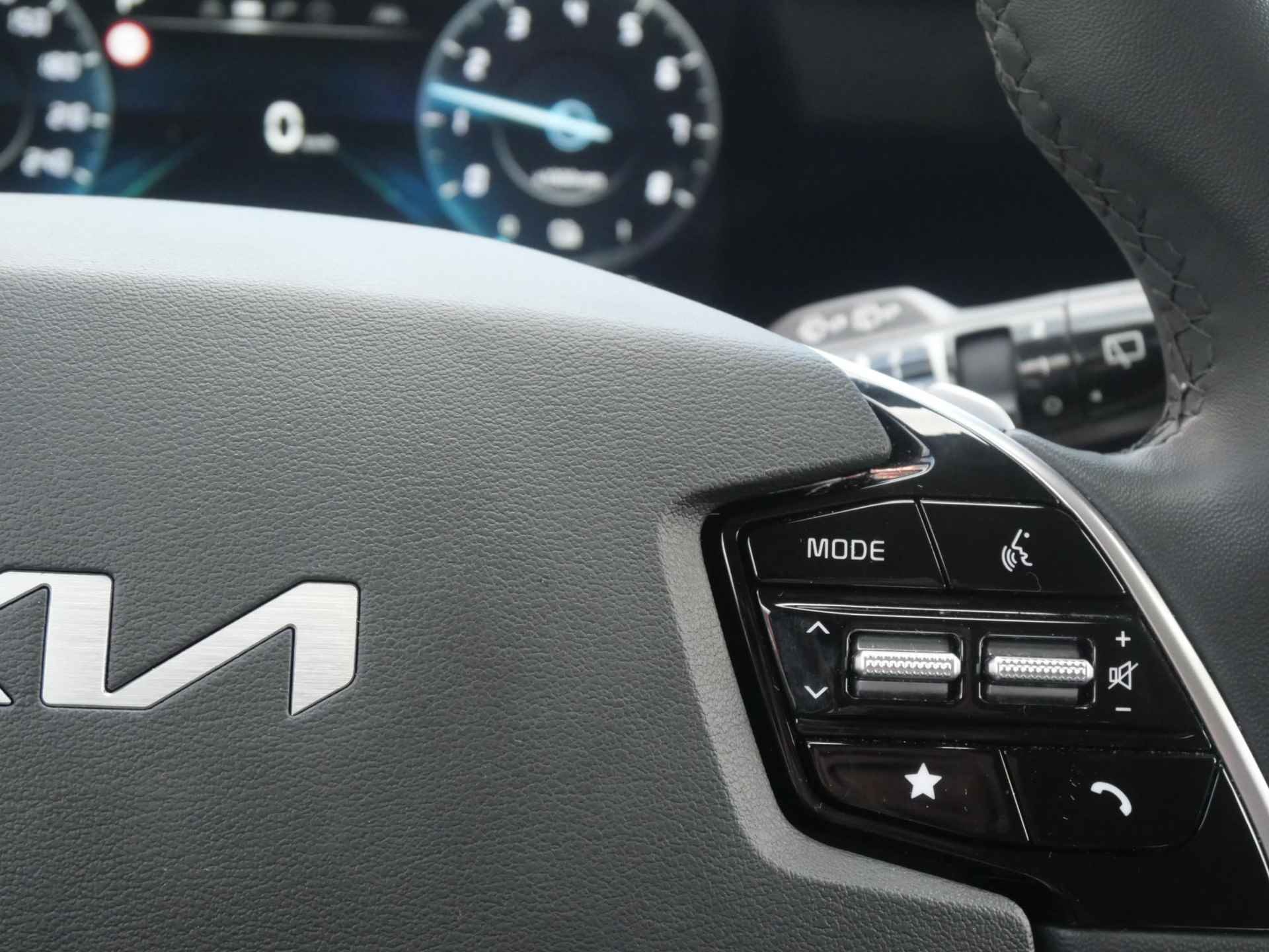 Kia Niro 1.6 GDi Hybrid DynamicLine | Keyless | Adapt. Cruise | LED | Navi | Carplay | Camera - 9/19