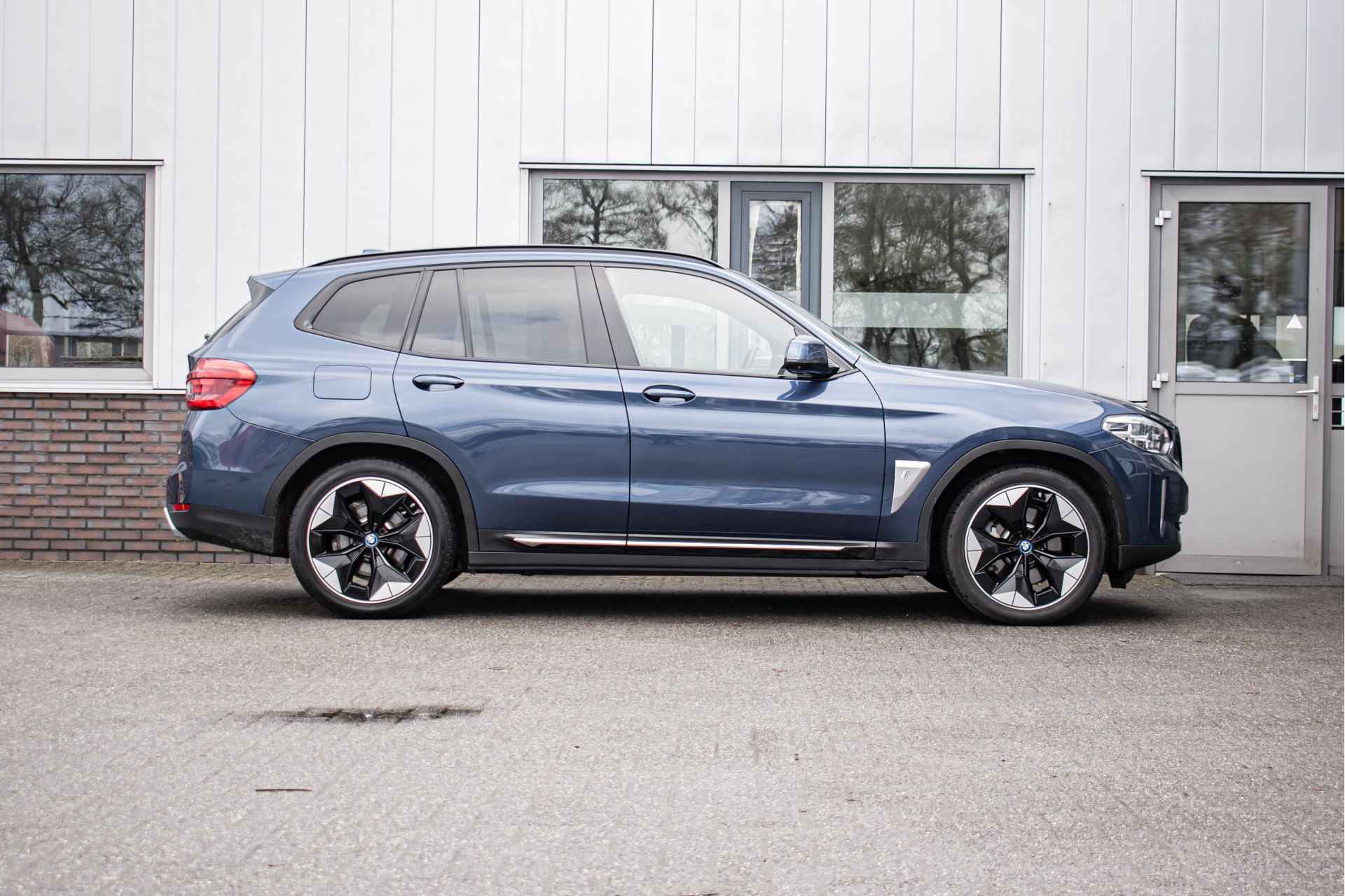 BMW iX3 High Executive 80 kWh - 10/30