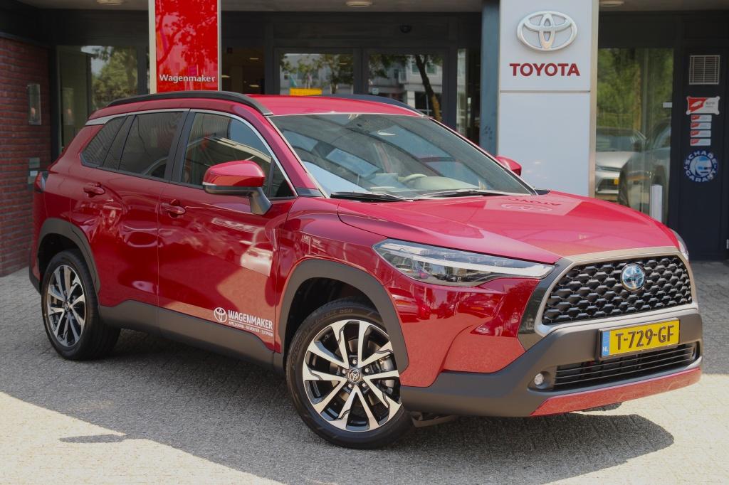 Toyota Corolla Cross 1.8 HYBRID 140 DYNAMIC APPLE/ANDROID LED-PAKKET 18"LMV PRIVACY-GLASS DAB AD-CRUISE NL-AUTO