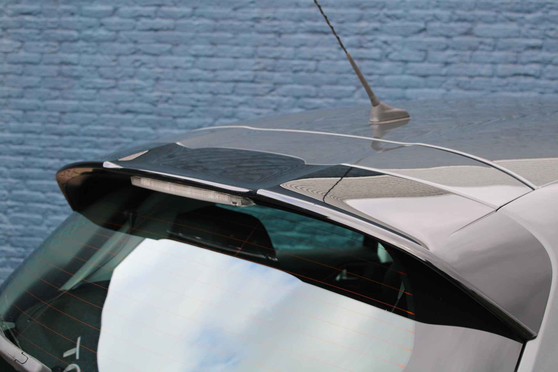 Peugeot 208 5drs 1.2 PureTech Blue Lion | Navigatie | Bluetooth | Parkeersensoren | Trekhaak | - 12/29