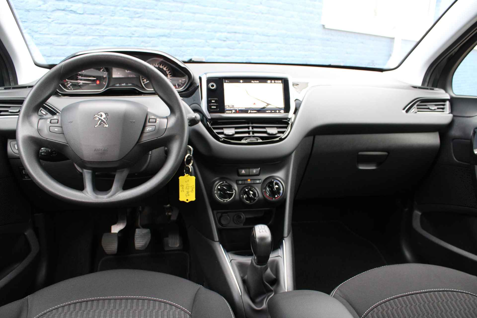 Peugeot 208 5drs 1.2 PureTech Blue Lion | Navigatie | Bluetooth | Parkeersensoren | Trekhaak | - 15/29
