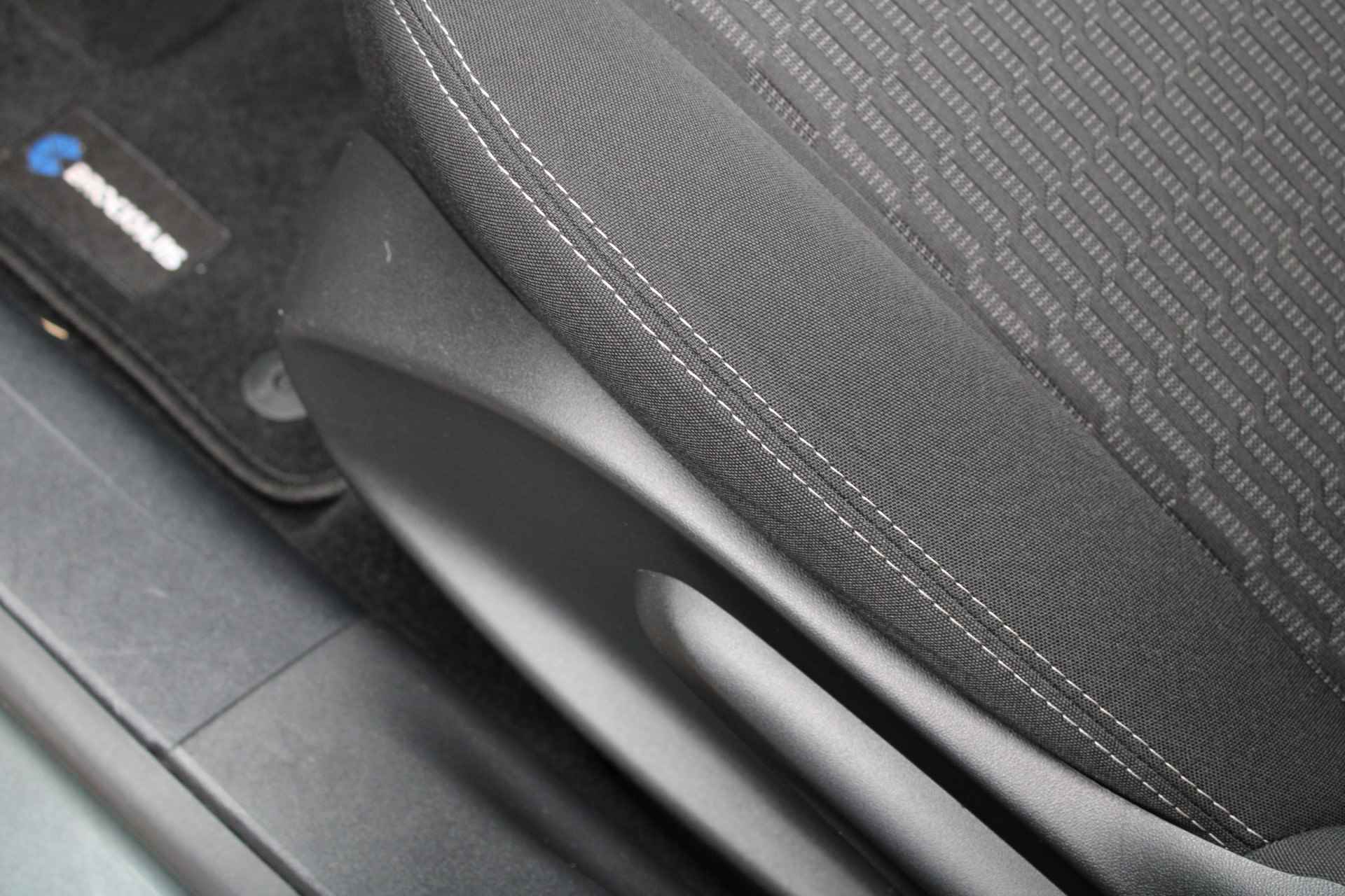 Peugeot 208 5drs 1.2 PureTech Blue Lion | Navigatie | Bluetooth | Parkeersensoren | Trekhaak | - 17/29
