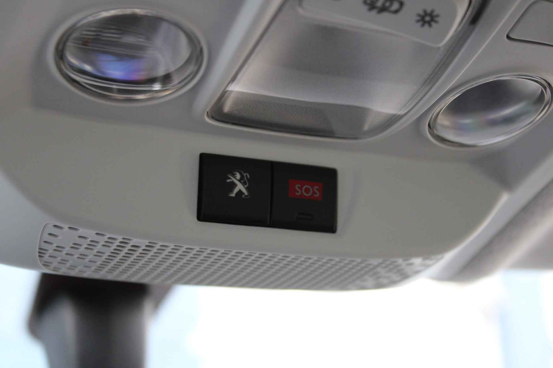 Peugeot 208 5drs 1.2 PureTech Blue Lion | Navigatie | Bluetooth | Parkeersensoren | Trekhaak | - 23/29