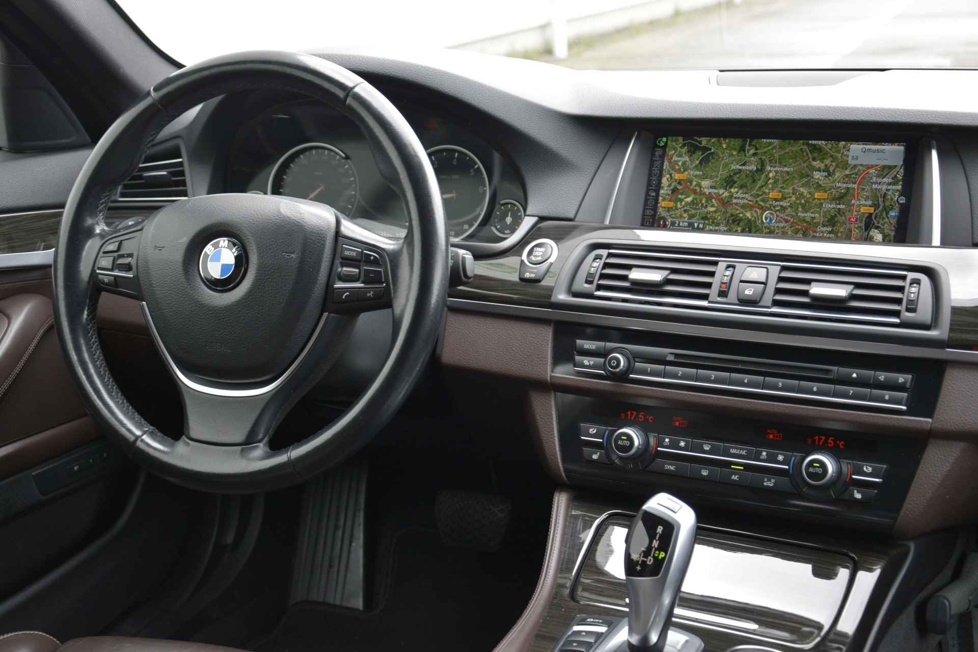 BMW 5 Serie 528i High Luxury Automaat | Memory Seats | 20" Breedset | Digital dashbord | Lederen bekleding | Stoelverwarming | - 22/33