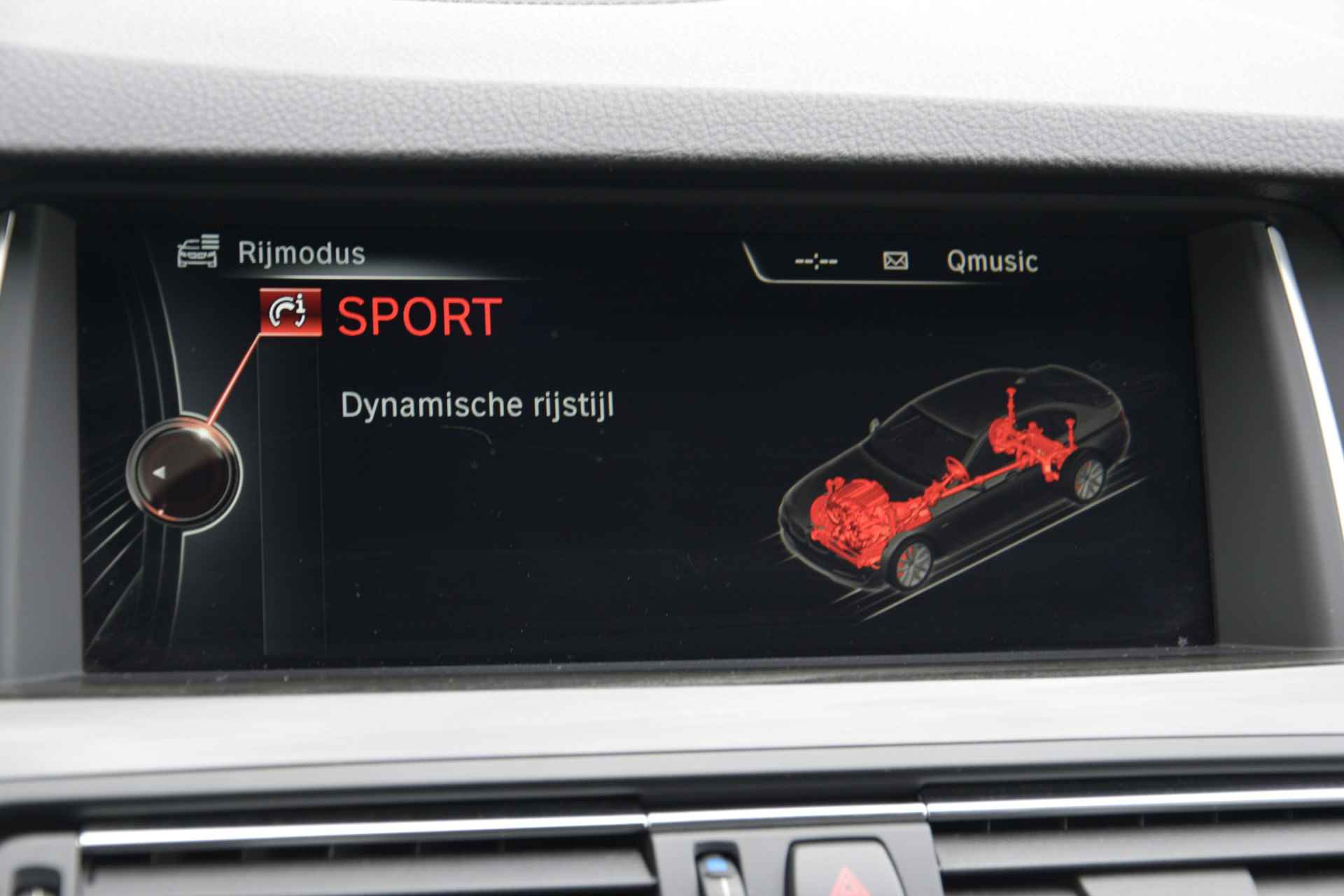 BMW 5 Serie 528i High Luxury Automaat | Memory Seats | 20" Breedset | Digital dashbord | Lederen bekleding | Stoelverwarming | - 24/33
