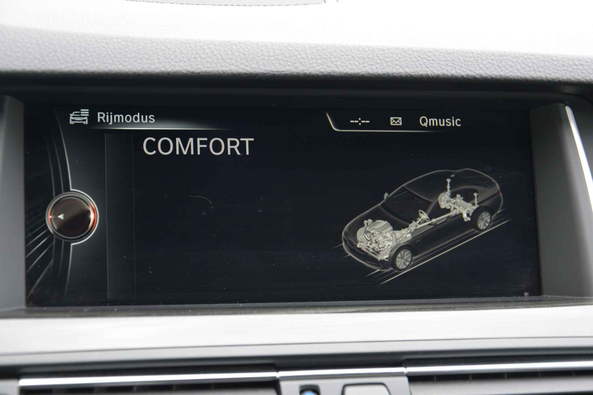 BMW 5 Serie 528i High Luxury Automaat | Memory Seats | 20" Breedset | Digital dashbord | Lederen bekleding | Stoelverwarming | - 25/33