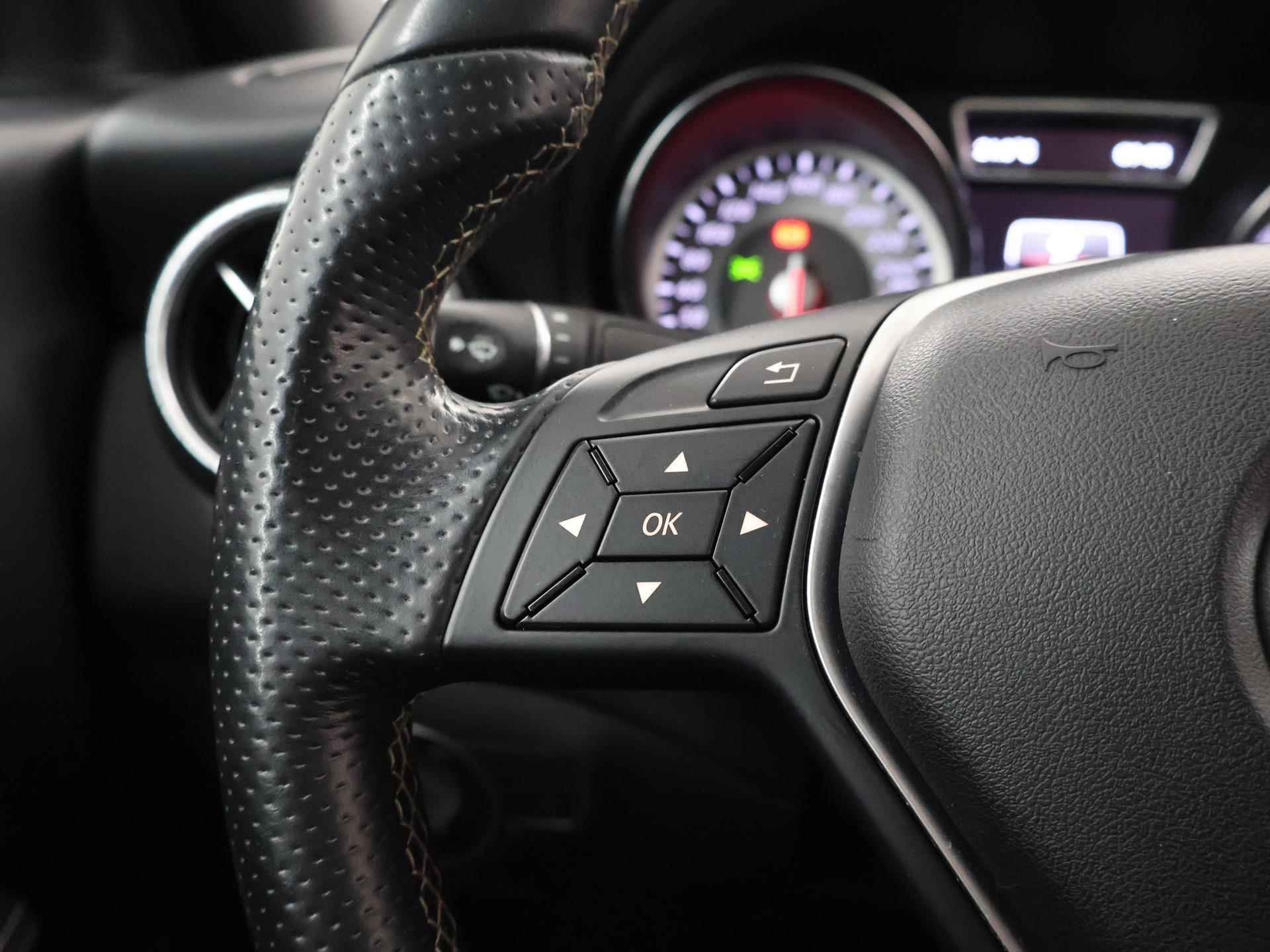 Mercedes-Benz CLA-klasse 180 Ambition | Navigatie | Sportstoelen | Bi-Xenon | Parkeersensoren | Bluetooth | Airco | - 27/34