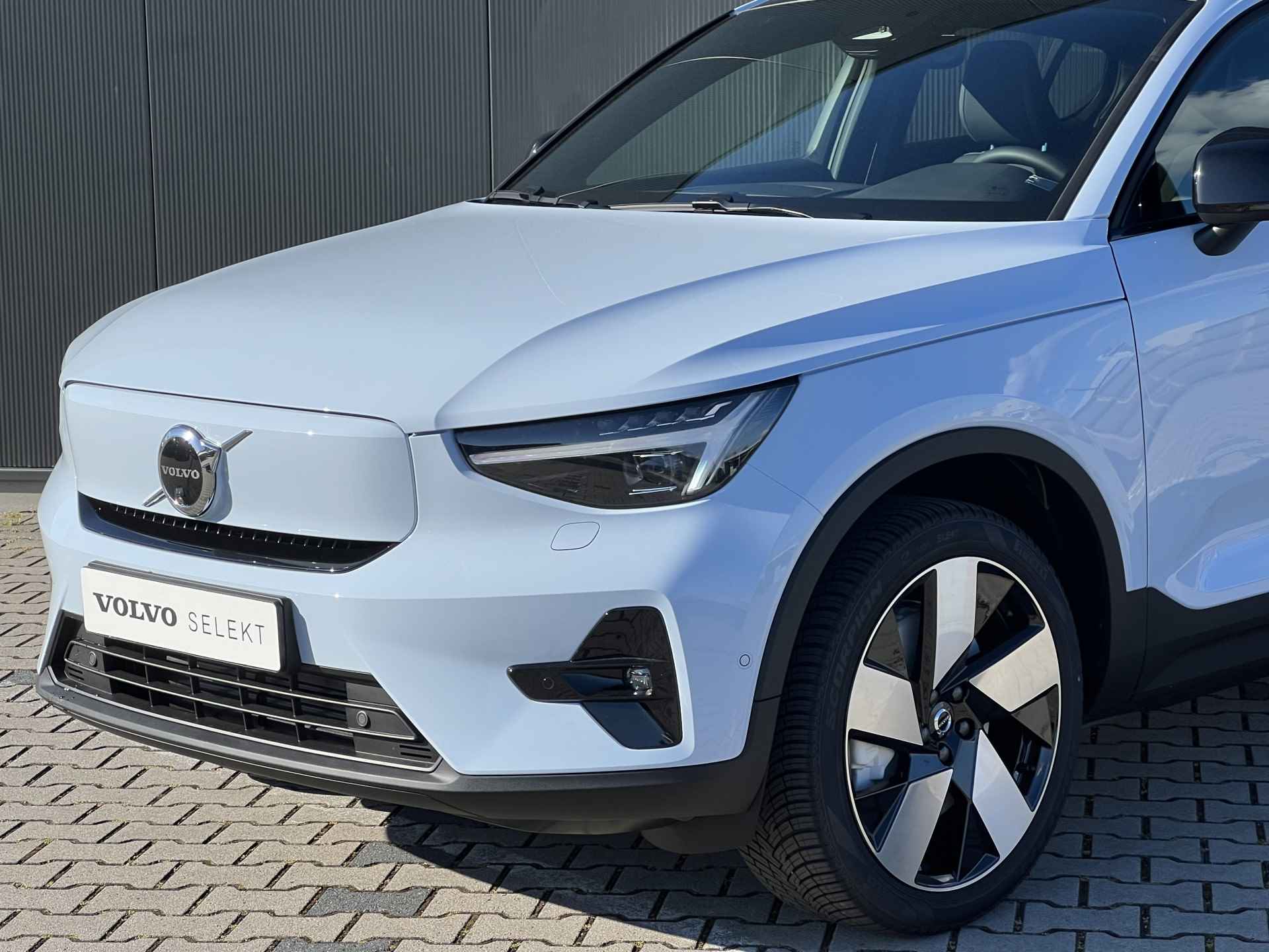 Volvo C40 Extended Range Ultimate | Direct Leverbaar | Van €65.960 naar €58.940 | Panorama Dak | LED Matrix Koplampen | 20 Inch | Harman/K - 14/31