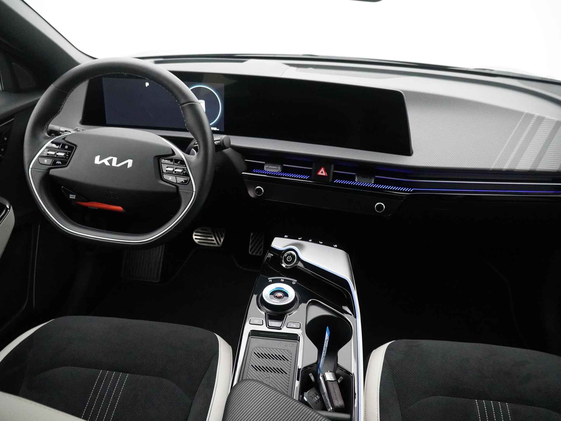 Kia Ev6 GT-Line 77 kWh AWD 325PK - Navigatie - Stoel/Stuur Verwarming - Apple/Android Carplay - Climate Control - Adaptieve Cruise Control - Fabrieksgarantie tot 11-2028 - 37/52