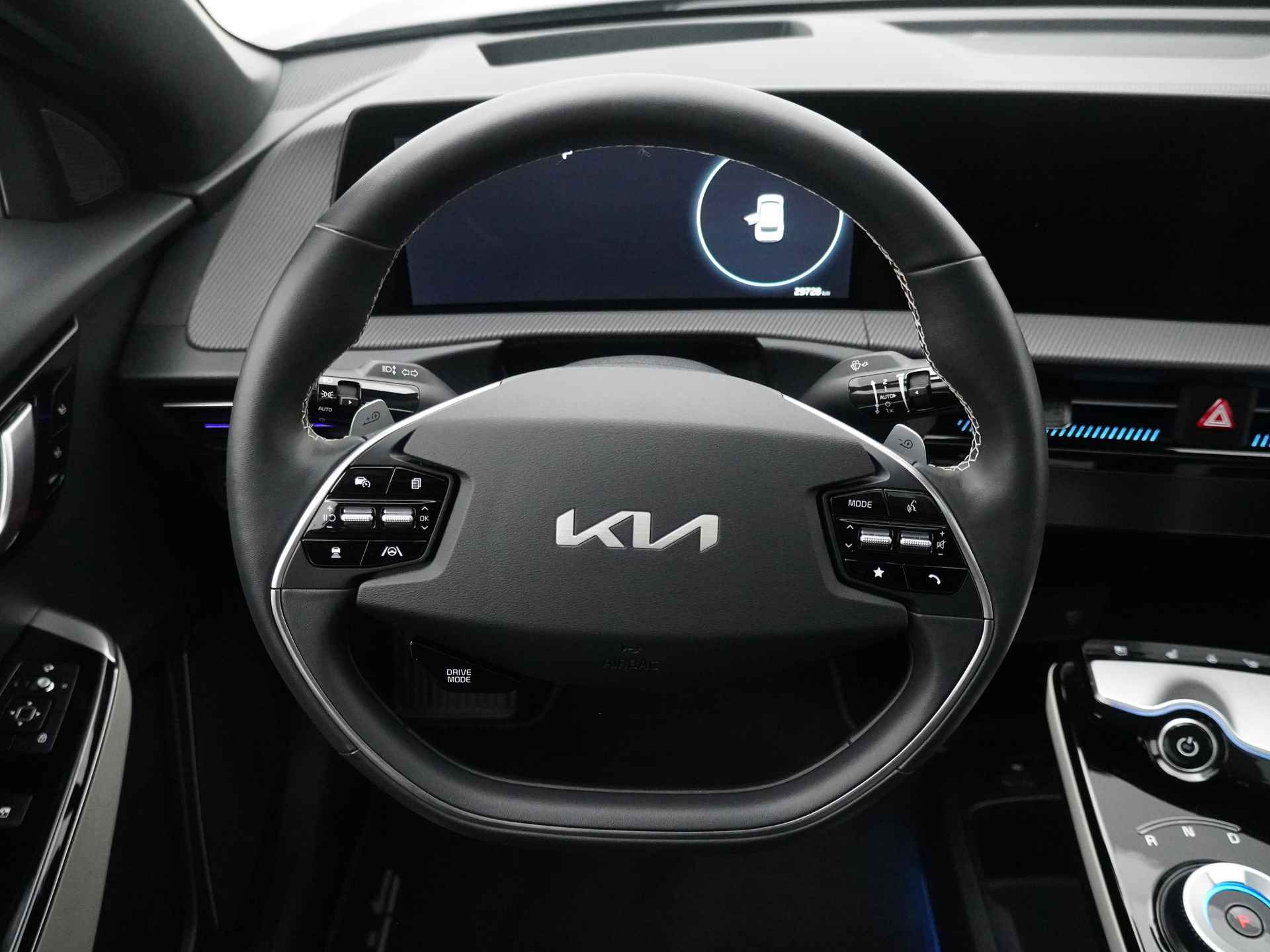 Kia Ev6 GT-Line 77 kWh AWD 325PK - Navigatie - Stoel/Stuur Verwarming - Apple/Android Carplay - Climate Control - Adaptieve Cruise Control - Fabrieksgarantie tot 11-2028 - 38/52