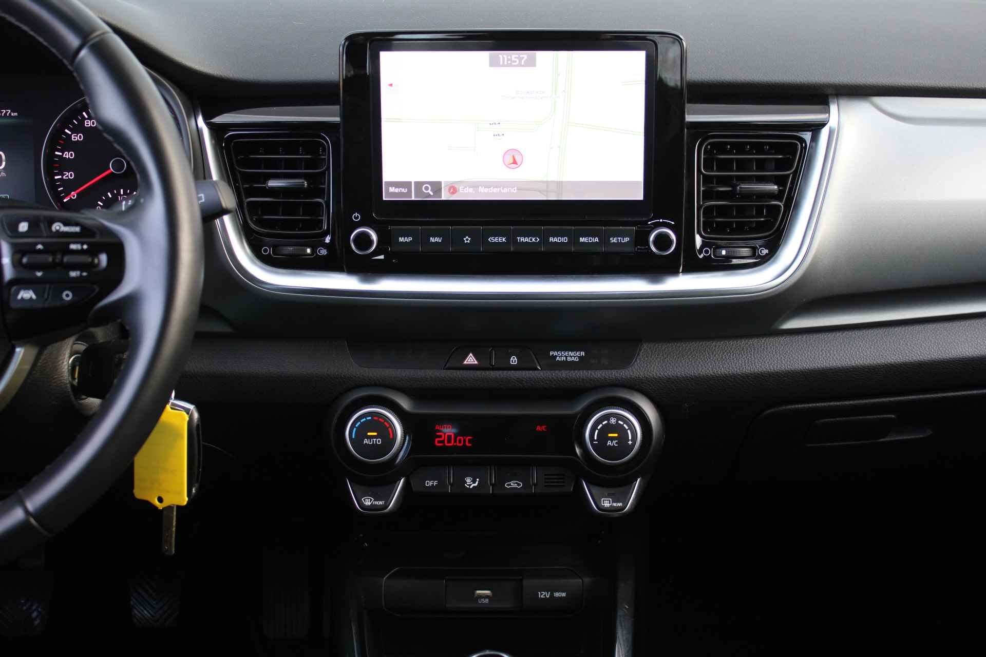 Kia Stonic 1.0 T-GDi MHEV DynamicLine | Airco | Apple Carplay | Android auto | Camera | Cruise | 15" LM | - 17/29