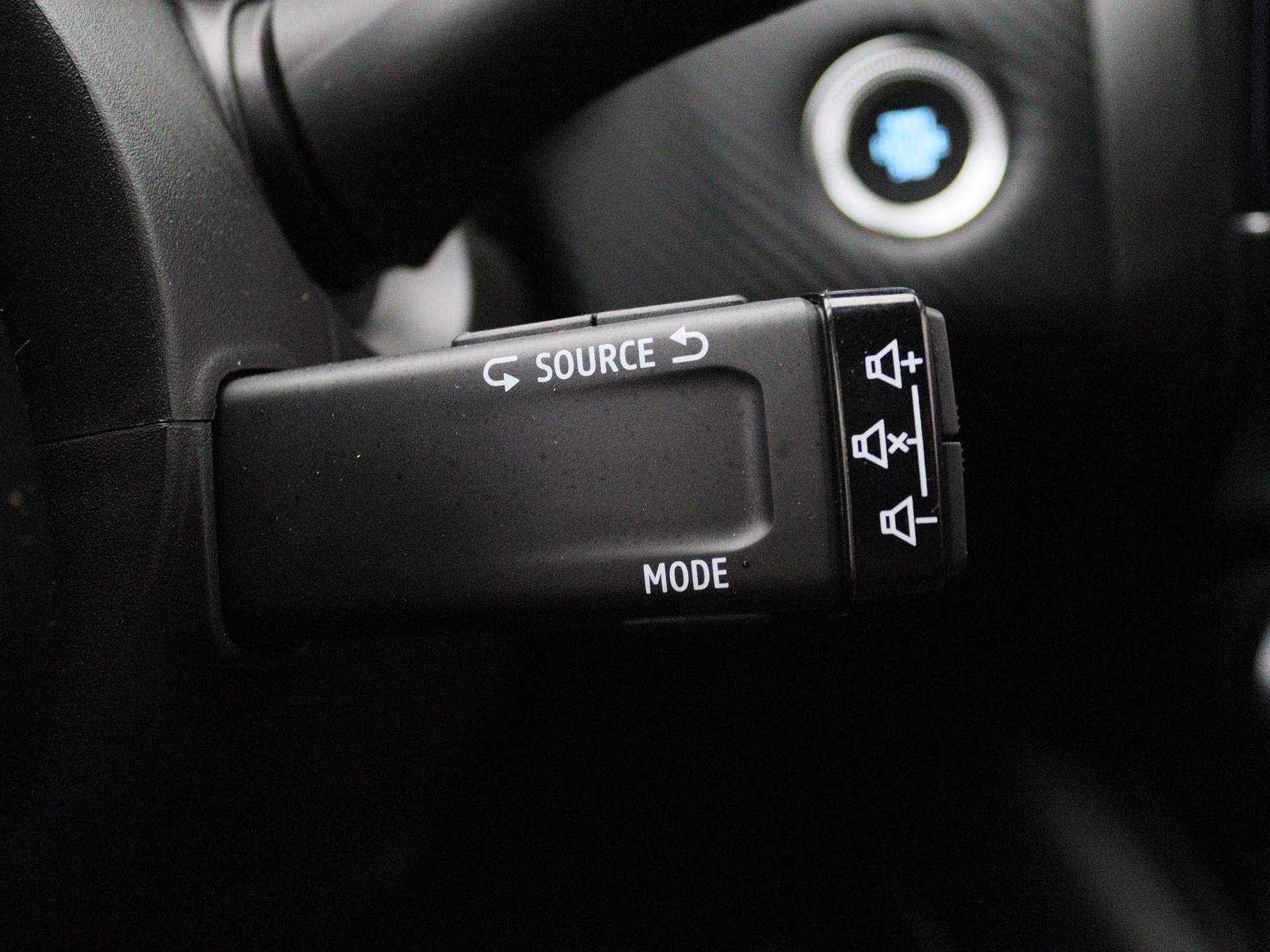 Renault Captur E-Tech Plug-in Hybrid 160pk R.S. Line ALL-IN PRIJS! Camera | Climate | 9,3" Navi | Parksens. V+A - 21/43