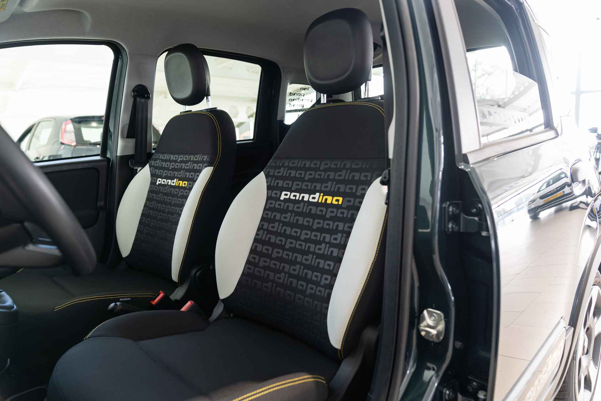 Fiat Panda 1.0 Hybrid Pandina - 13/27