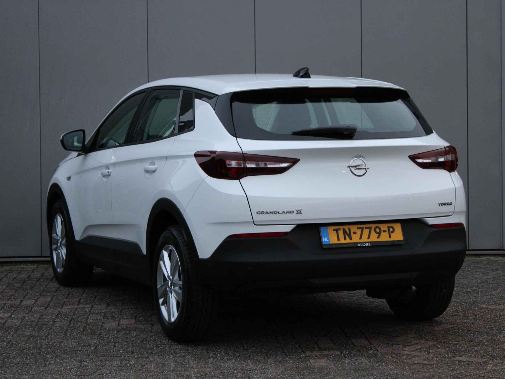 Opel Grandland X 1.2 Turbo Business Executive | Navi / Camera / Climate - 3/24