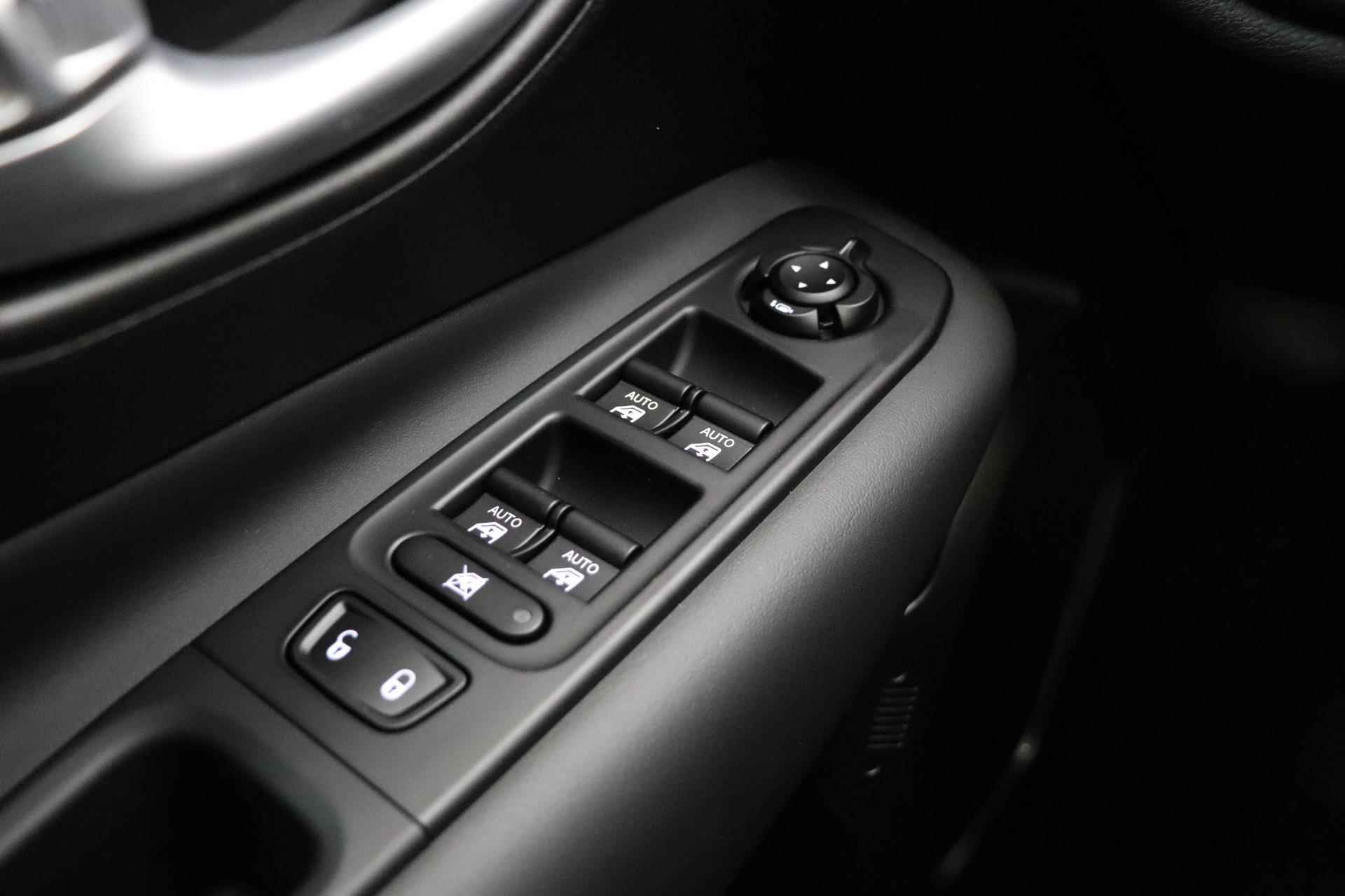 Jeep Renegade 1.5T e-Hybrid Altitude | Navigatie | Panoramadak | Lederen bekleding | Stoelverwarming | 19'' lichtmetalen velgen | Keyless | Camera - 38/46
