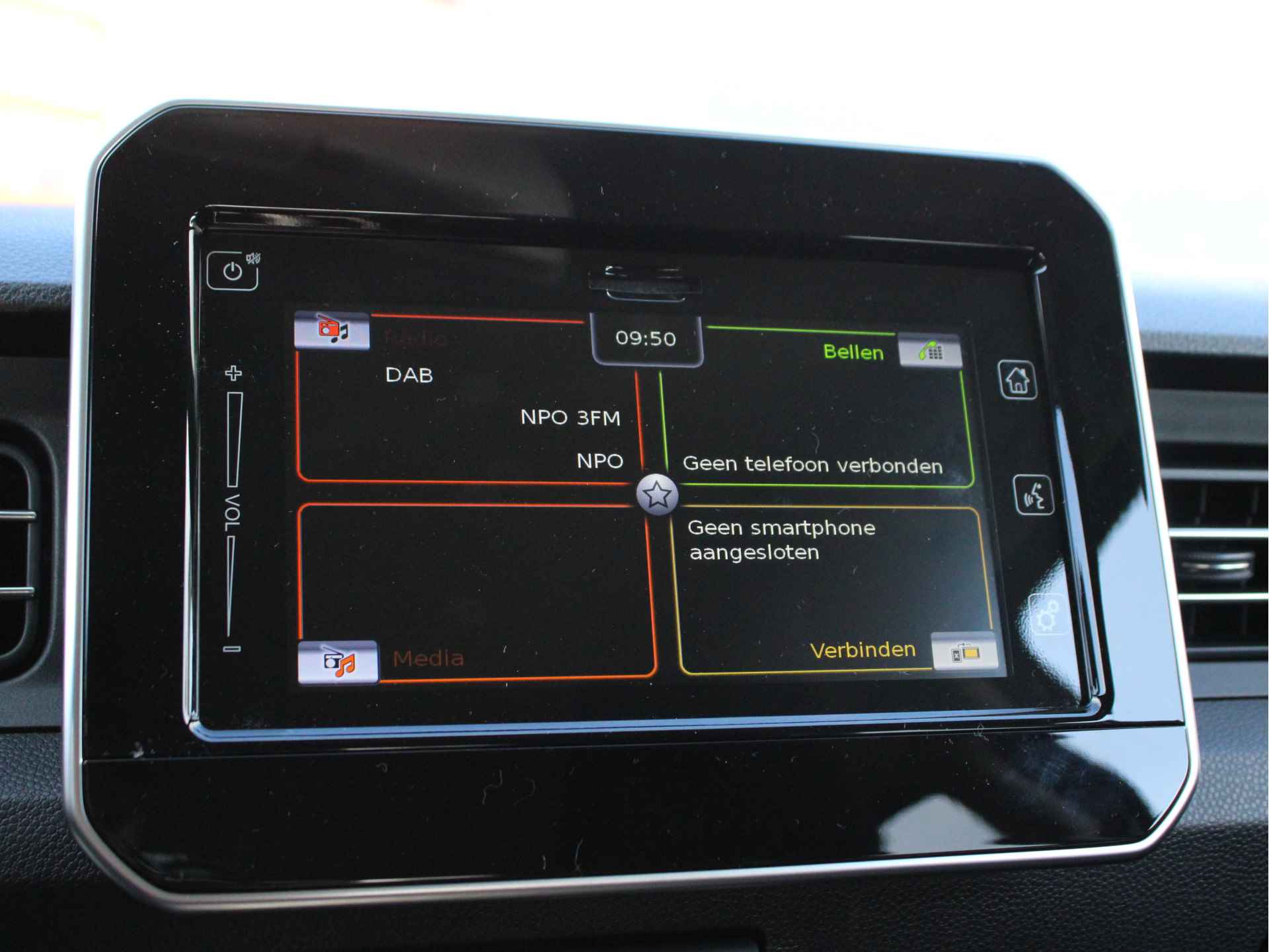 Suzuki Ignis 1.2 Smart Hybrid Select 6 Jaar Fabrieksgarantie! Carplay/Android Auto, Bluetooth, Achteruitrijcamera, DAB - 14/32