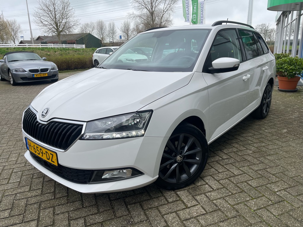 Skoda Fabia Combi 1.0 TSI Bus. Edition, Carplay, Nav, Stoelverwarming, PDC