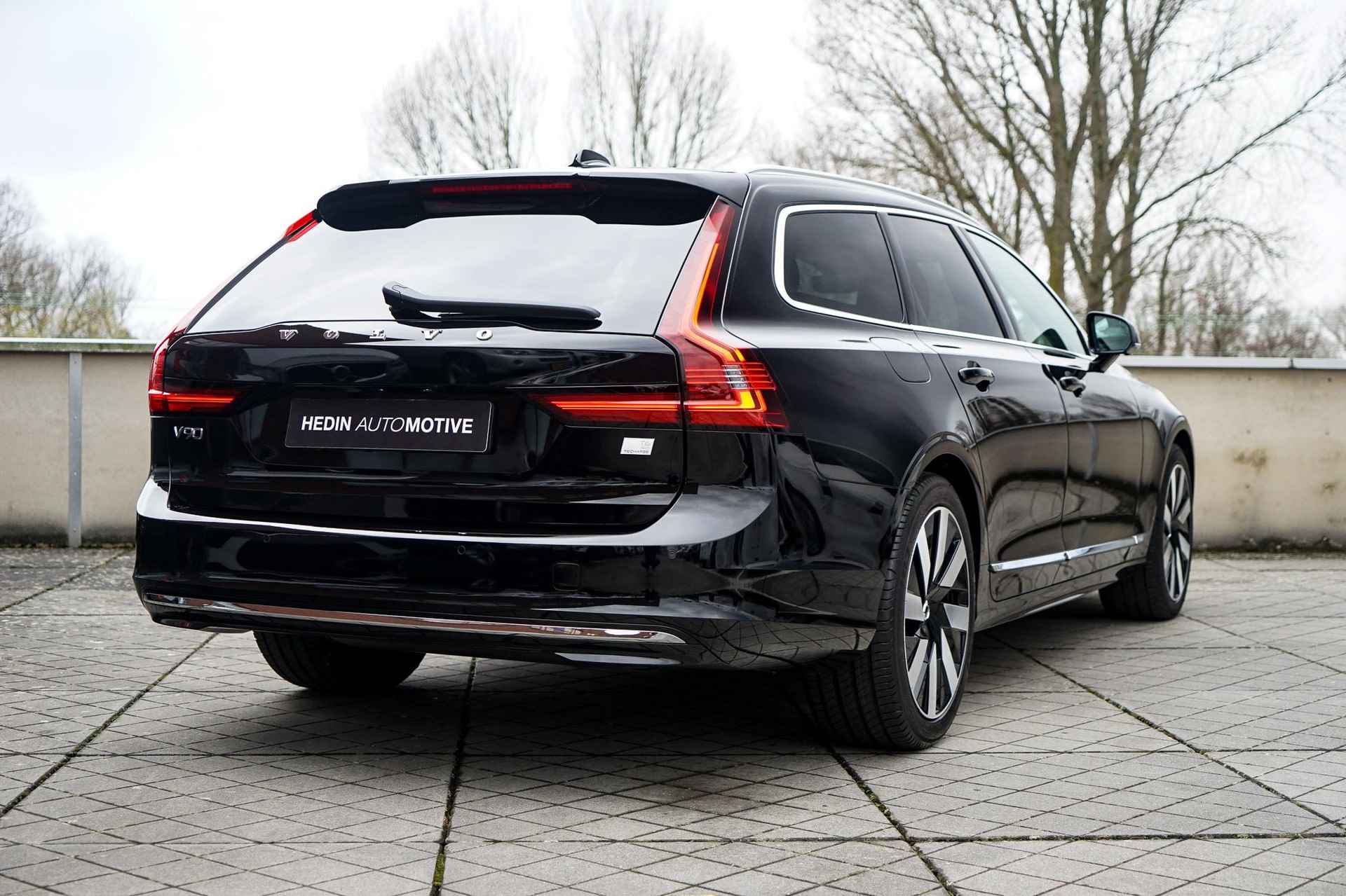 Volvo V90 T6 Recharge AWD plug-in hybrid Plus Bright | 360°-camera | Extra getint glas achter - 6/29