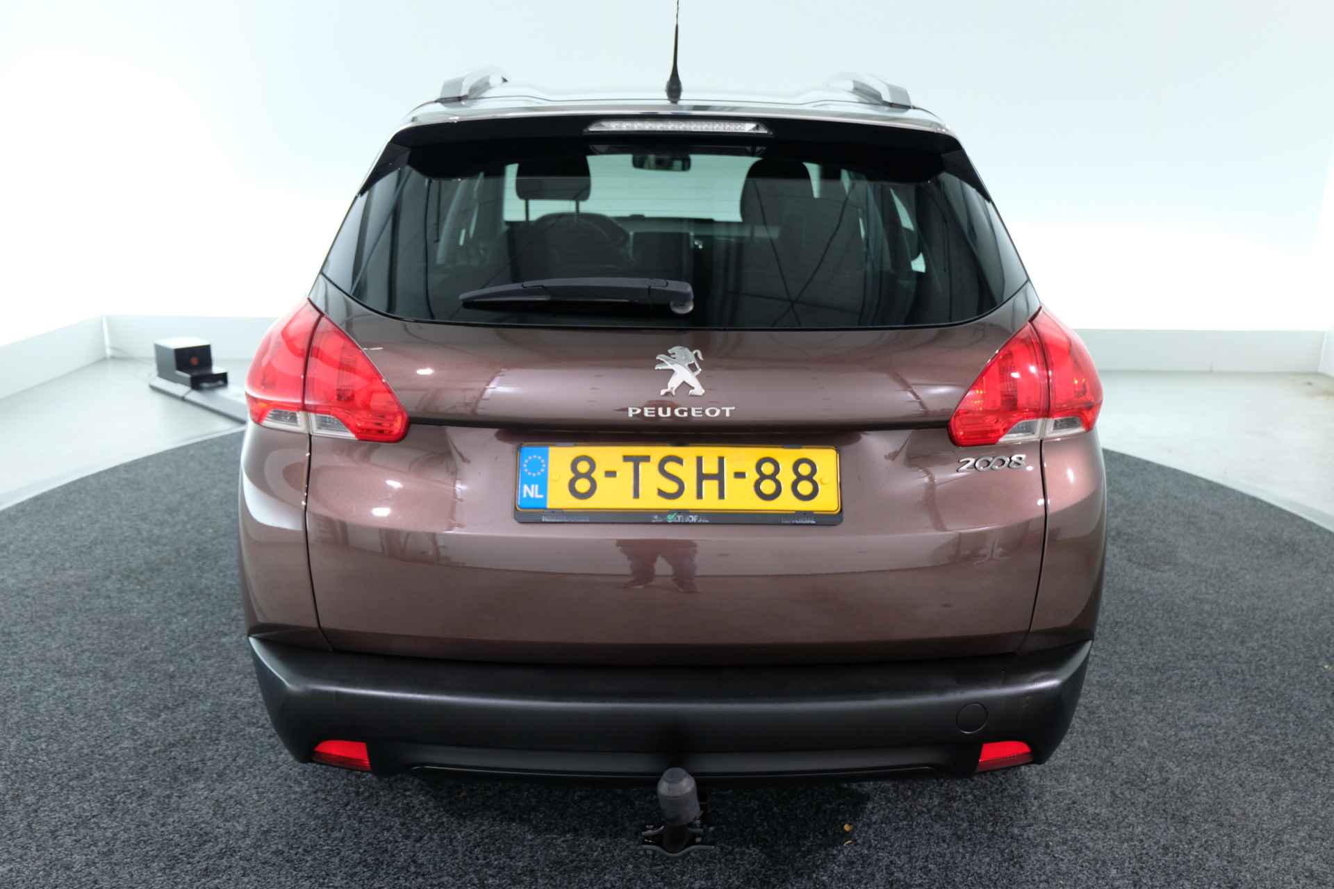 Peugeot 2008 1.2 VTi Active Pack Premium / TREKHAAK / PANO-DAK / - 16/29