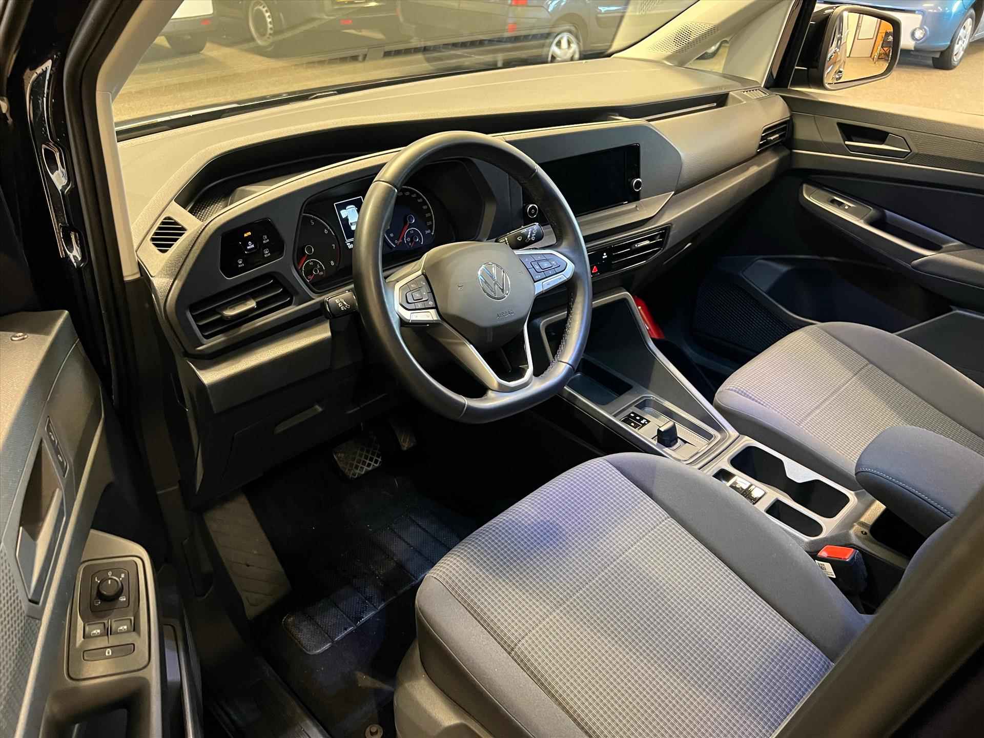Volkswagen Caddy Rolstoelauto (airco) 5+1 - 28/48