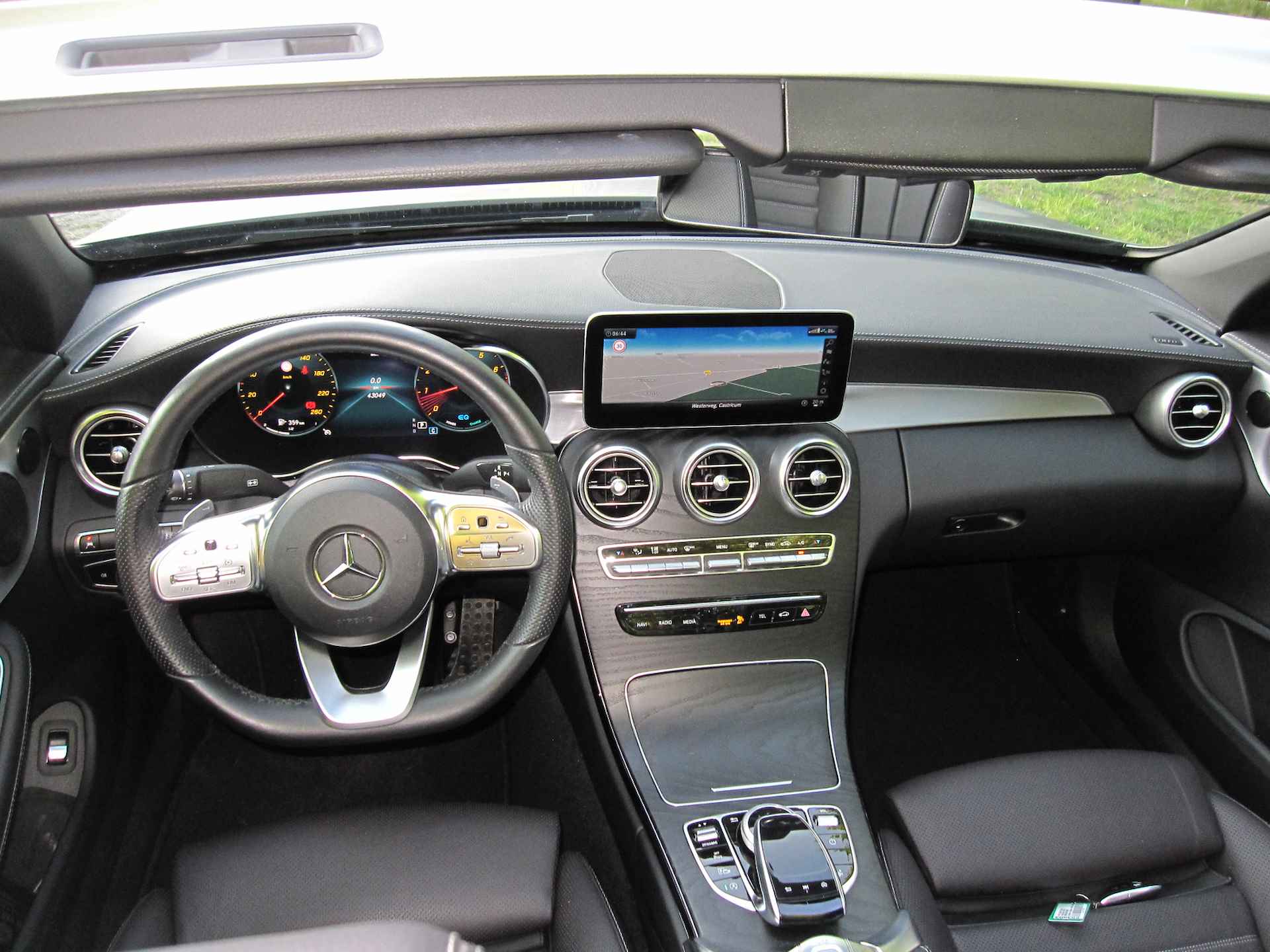 Mercedes-Benz C-Klasse Cabrio 200 4MATIC AMG-LINE AUTOMAAT 1E EIGENAAR!! COMAND NAVIGATIE, APPLE CARPLAY, NEKVERWARMING, LEER, STOELVERWARMING, STOELVENTILATIE, MEMORYSTOELEN, 360 GRADEN CAMERA, PARKEERHULP VOOR/ACHTER, WINDSCHERM, MULTIBEAM LED, 18"AMG-VELGEN, ENZ. ENZ. FULL OPTIONS!! - 34/188