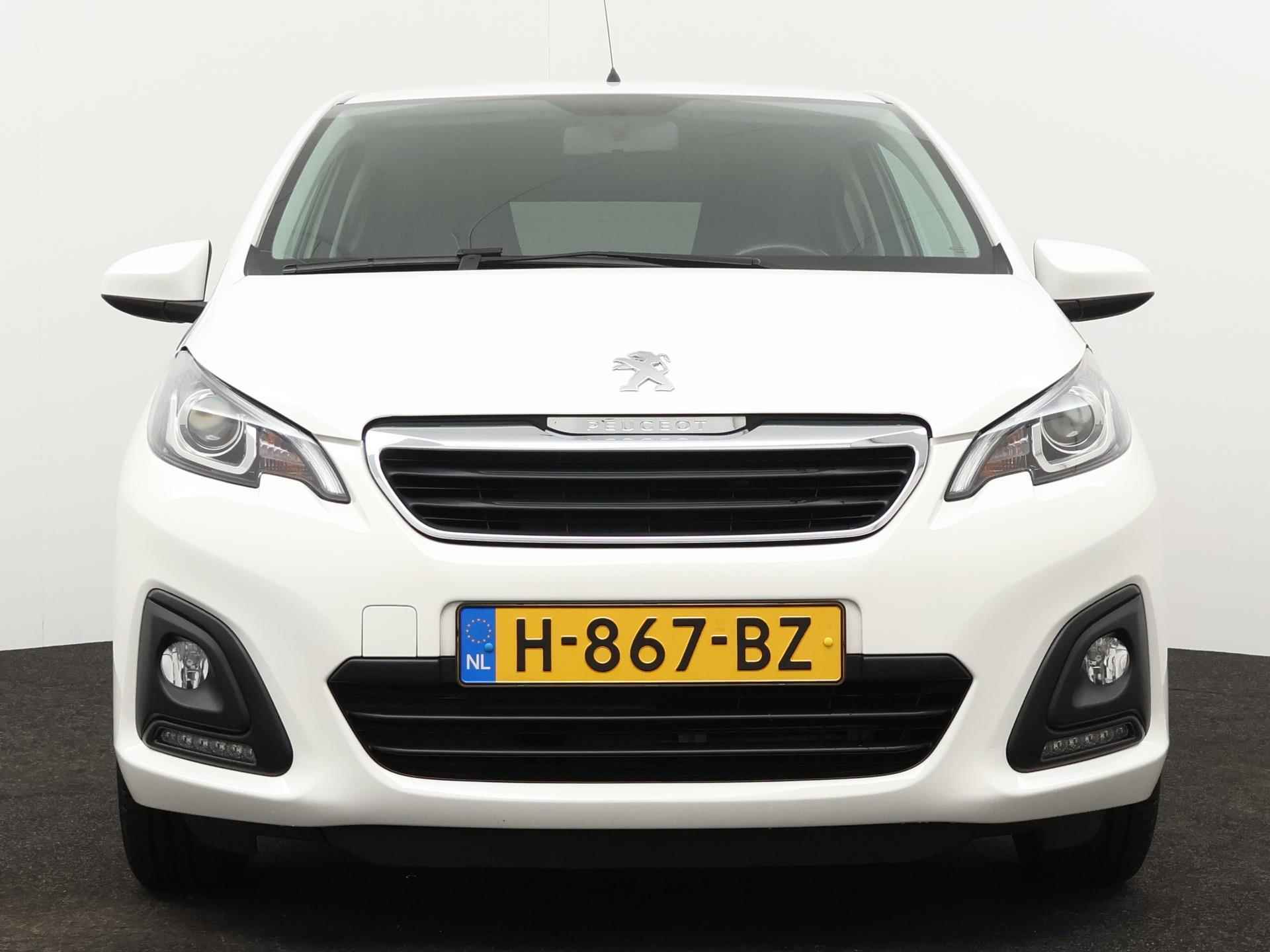 Peugeot 108 Active 72pk | Airco | Bluetooth | Donker getint glas | Dealeronderhouden | Lage kilometerstand | Zuinig en voordelig autorijden! | - 4/30
