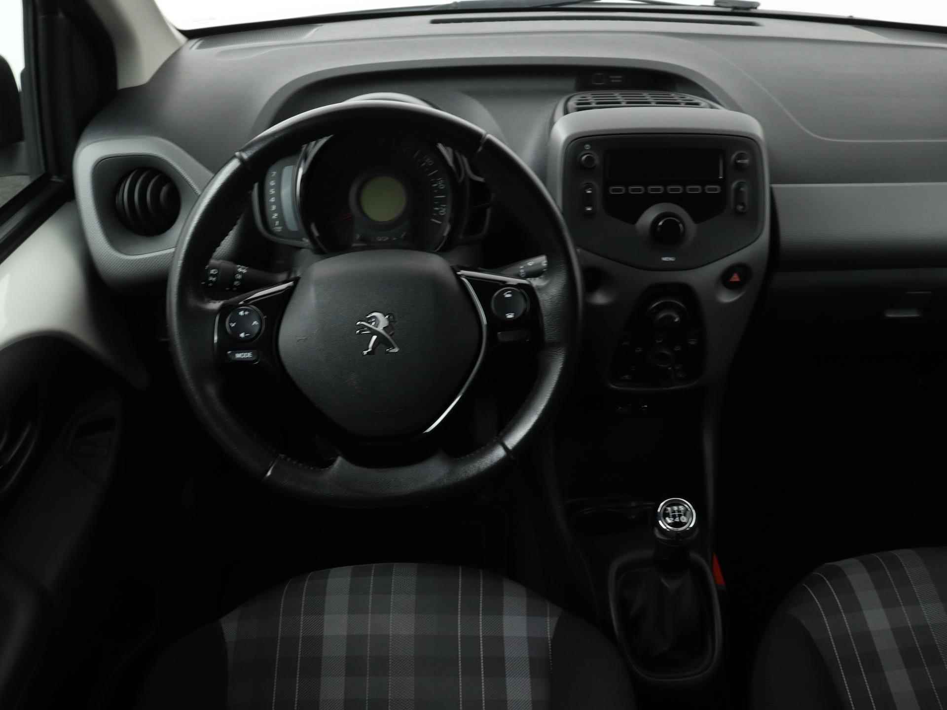 Peugeot 108 Active 72pk | Airco | Bluetooth | Donker getint glas | Dealeronderhouden | Lage kilometerstand | Zuinig en voordelig autorijden! | - 13/30