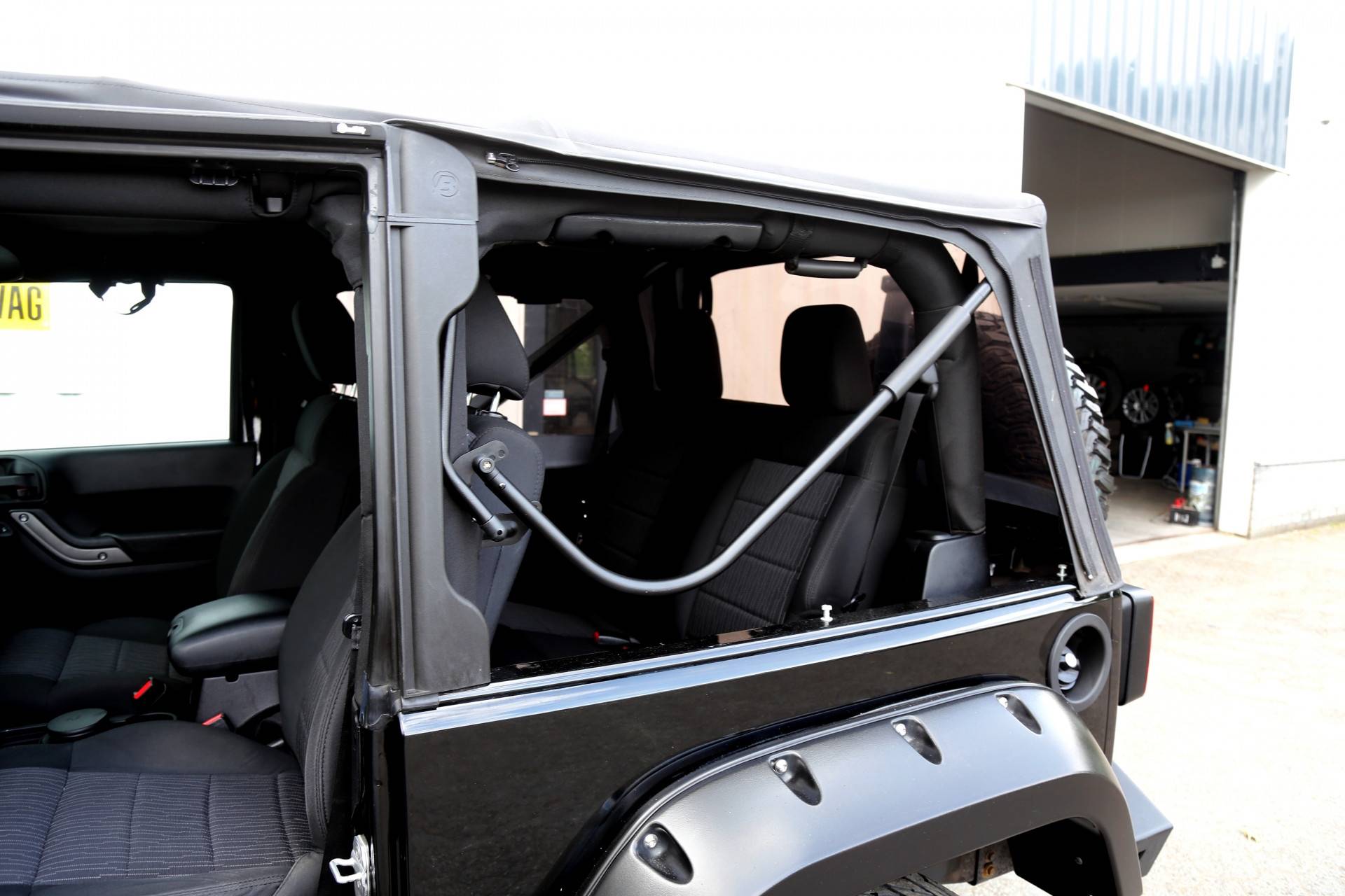 Jeep Wrangler 2.8 CRD 200PK Sport*NL-Auto*Perfect Onderh.*Warn accessoires Pakket exterieur/Hardtop/Lier 4.500KG trekgewicht/LED Koplampen/Rug - 33/49