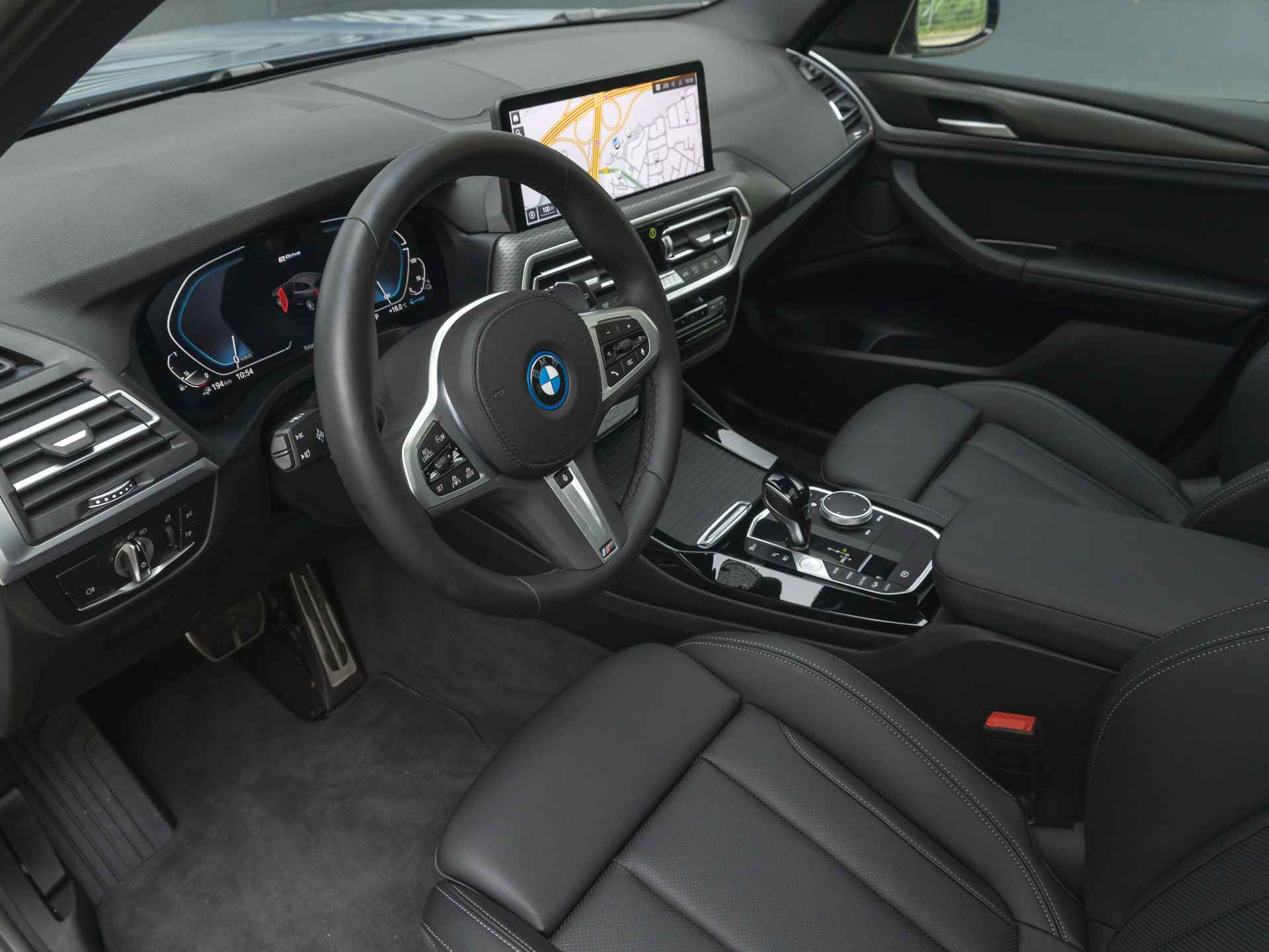 BMW X3 xDrive30e M-Sport - Pano - Driving Ass Prof - Stuurwiel Verwarmd - Trekhaak - 14/42