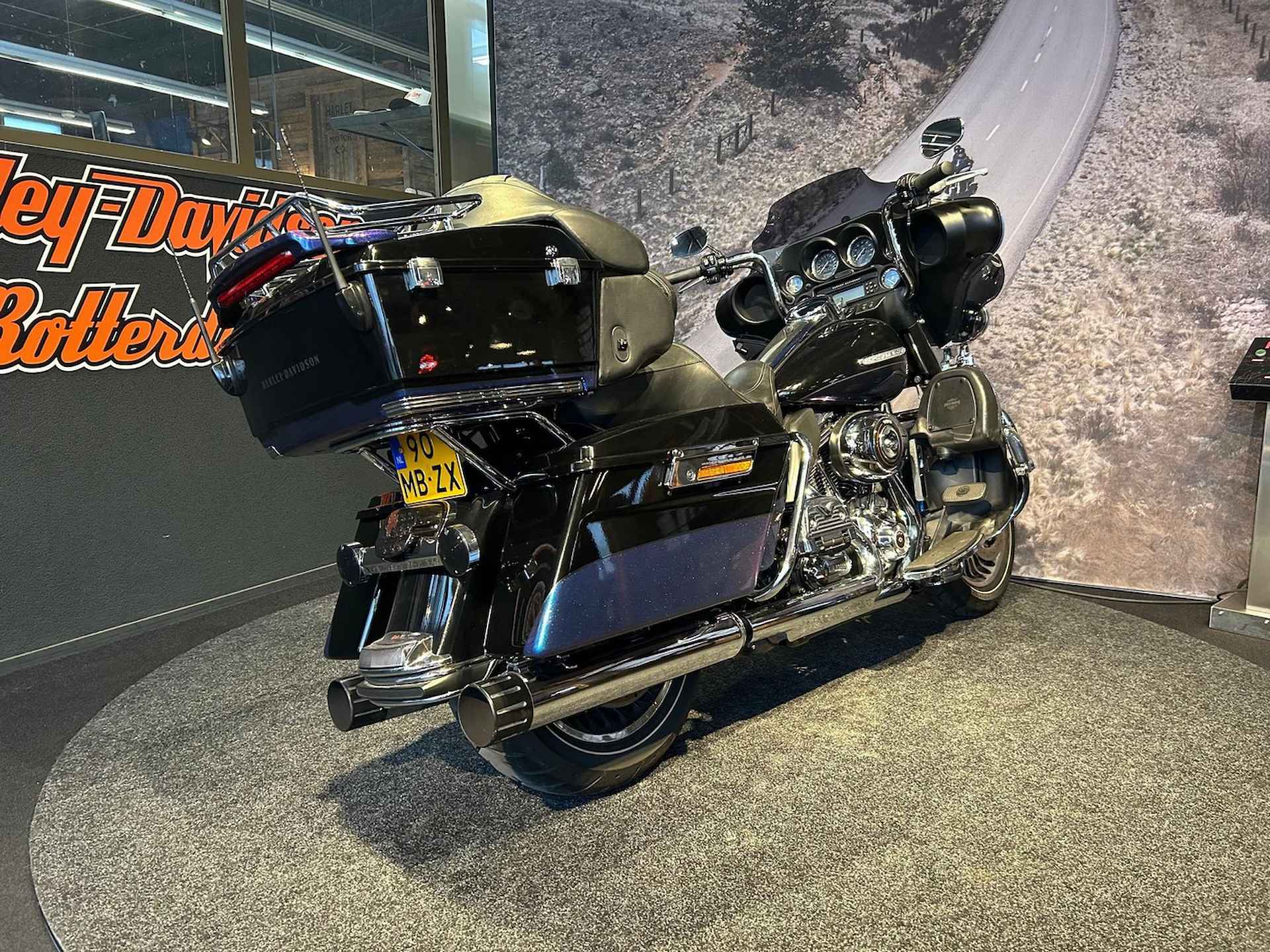 Harley-Davidson FLHTK Electra Glide Ultra LTD - 10/19