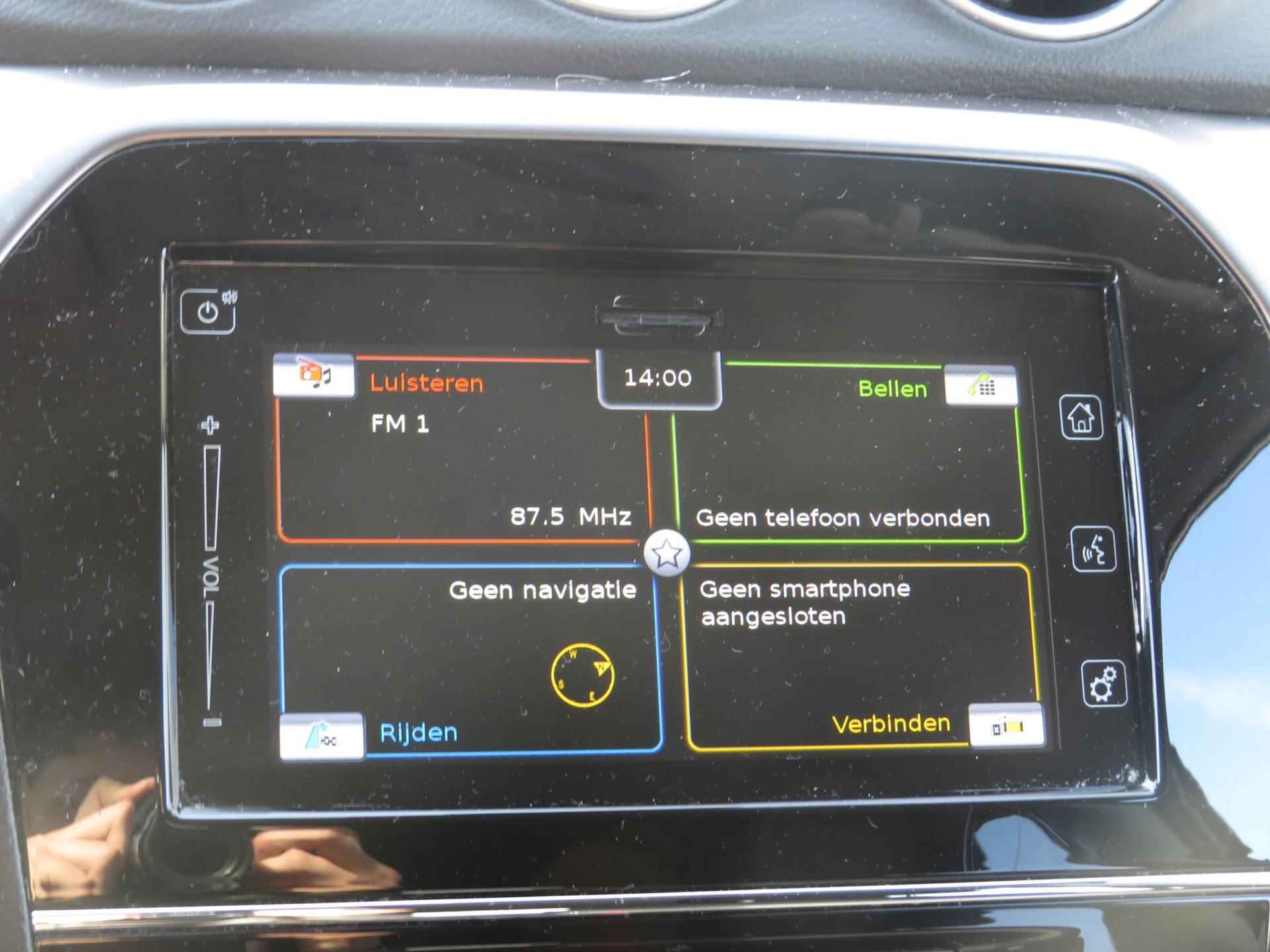 Suzuki Vitara 1.4 Boosterjet Select Smart Hybrid Automaat, Navigatie - 14/28