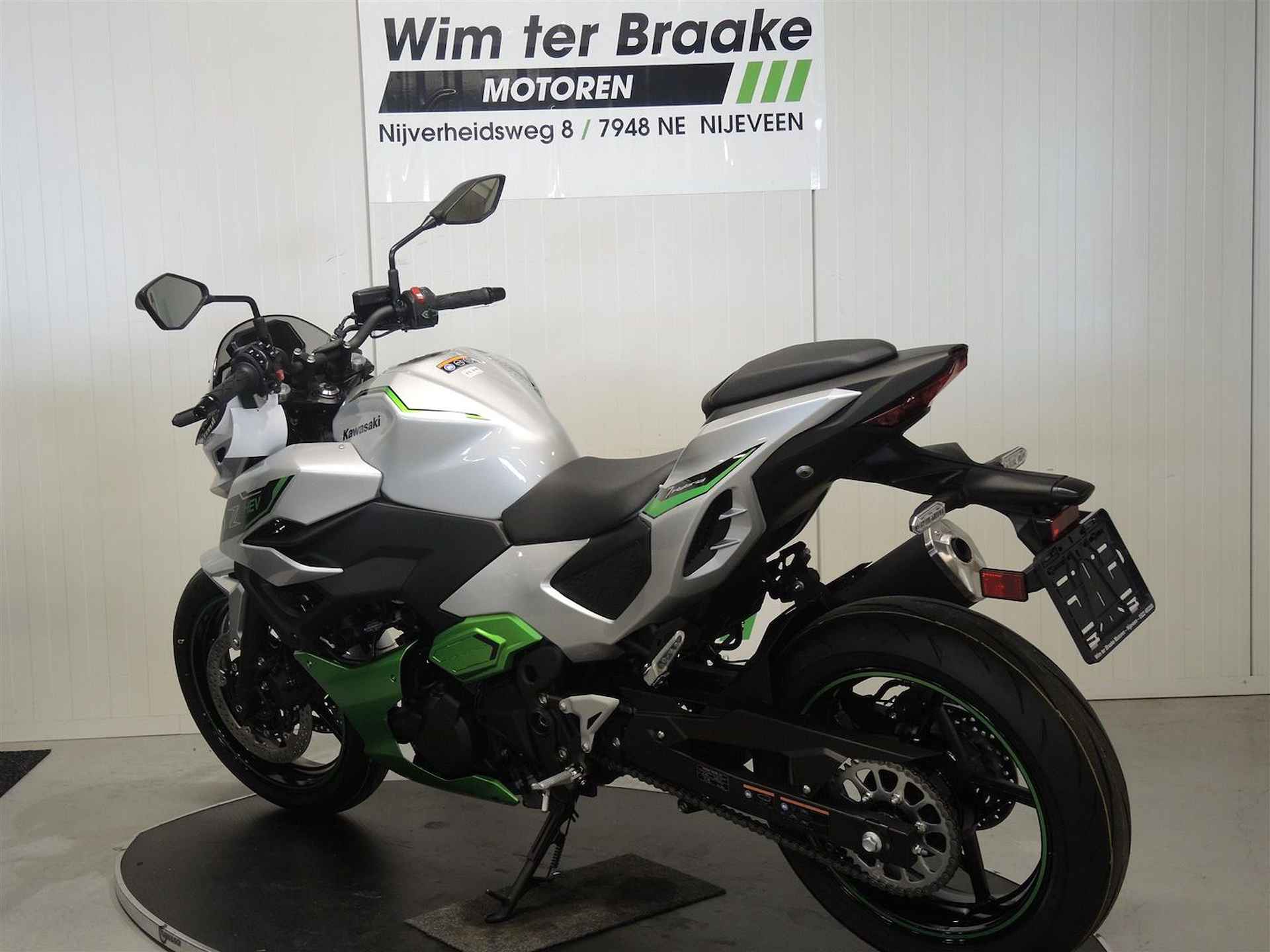 Kawasaki Z 7 Hybrid - 2024 - 11/16