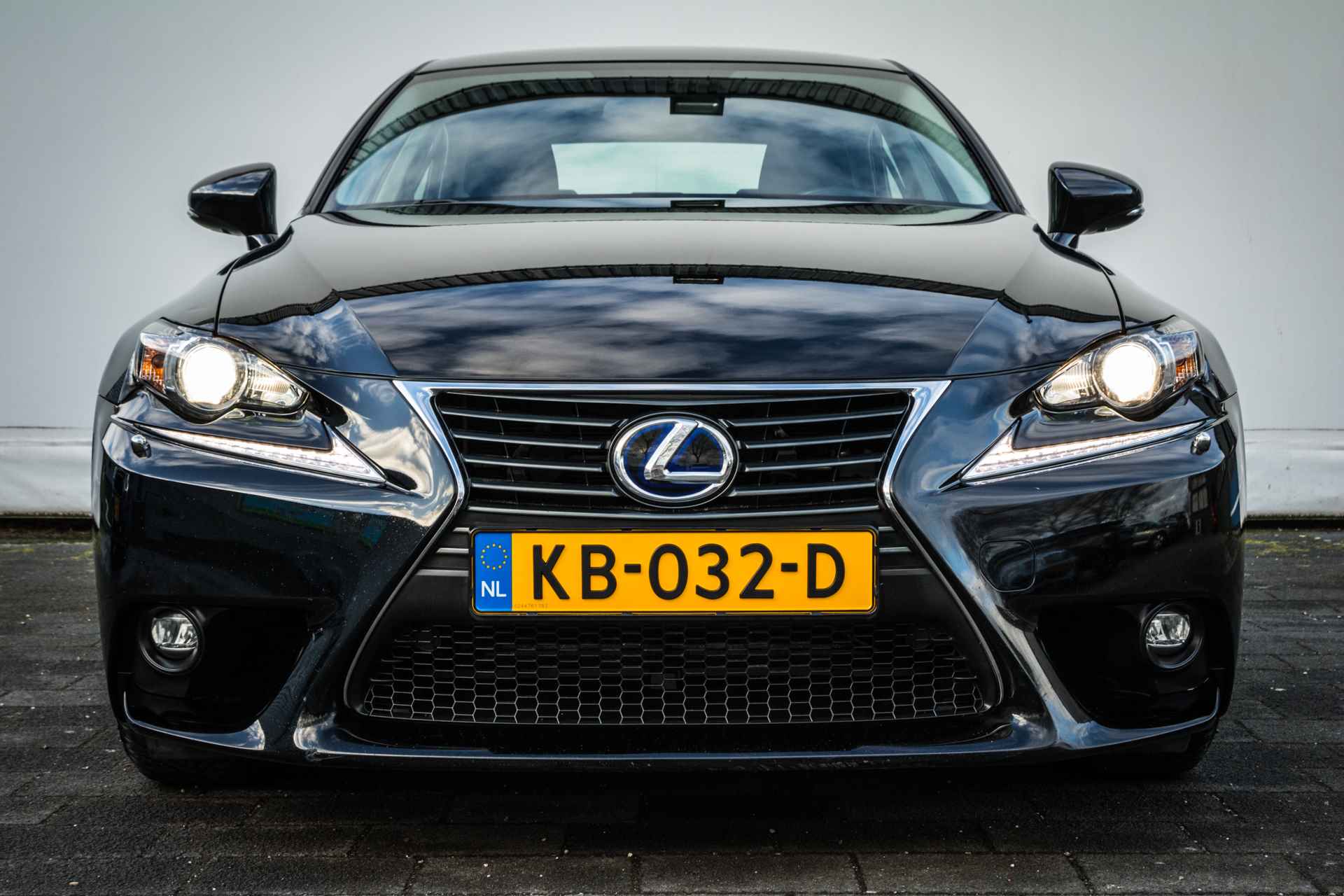 Lexus IS 300h Aut. Navigatie/ Cruise control/ Climate control/ Tel. bluetooth/ Xenon - 7/38