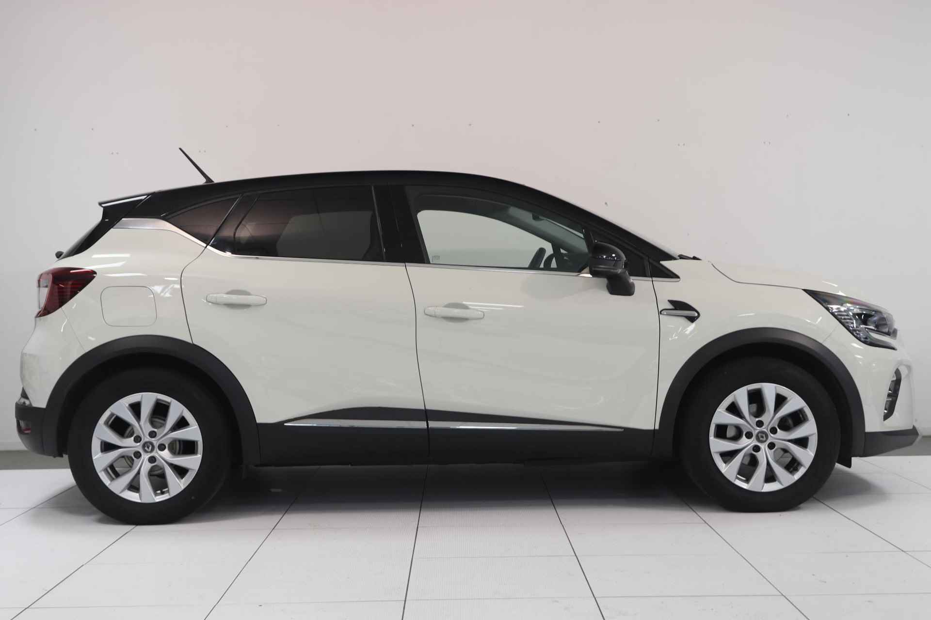 Renault Captur 1.0 TCe 100 Bi-Fuel Intens (LPG-G3)  | Navigatie | Achteruitrijcamera | Cruise Control | - 17/33