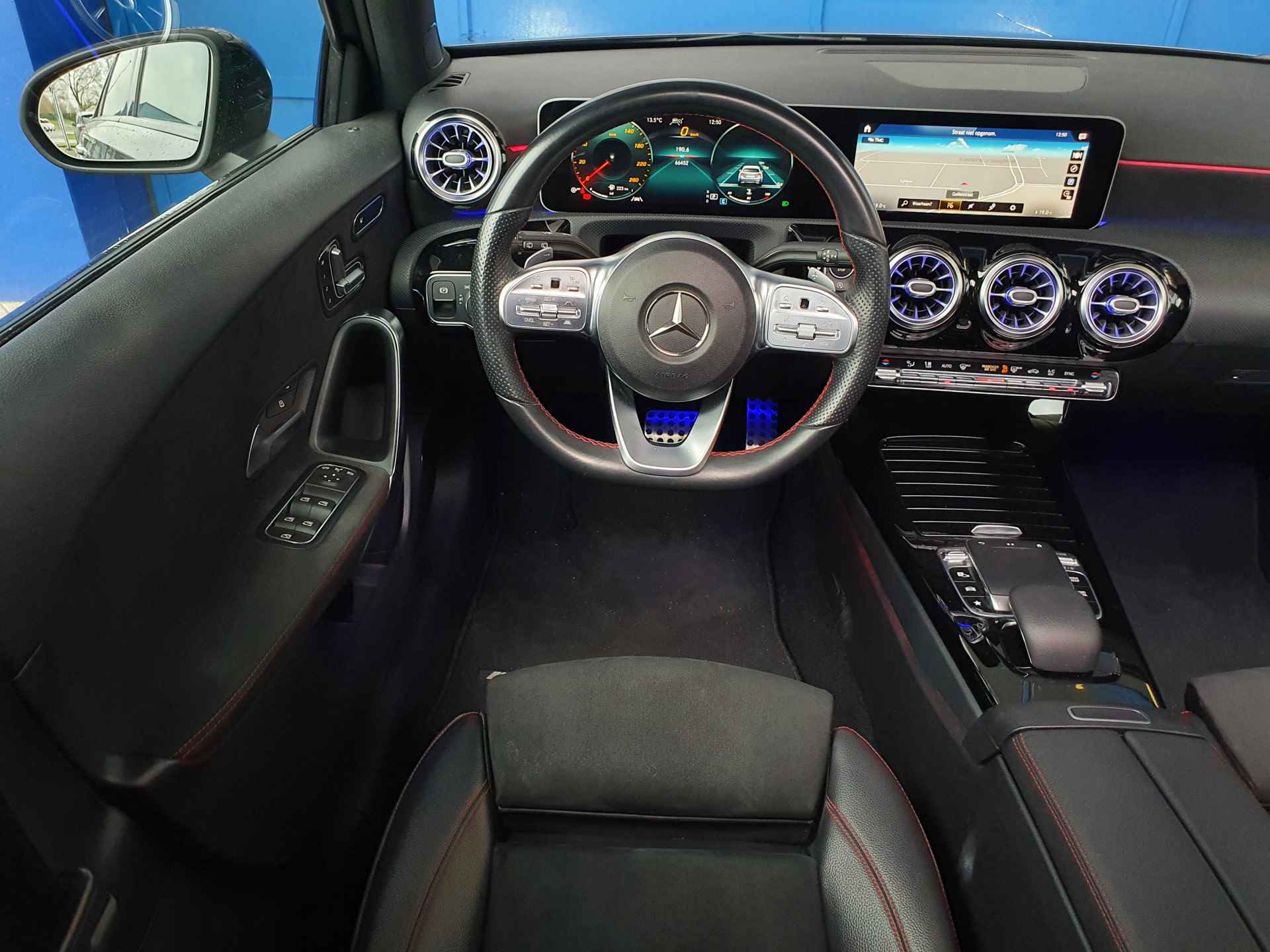 Mercedes-Benz A-Klasse 250 AMG | Panoramadak | Cruise Control | Burmester Audio | Elek. Stoelen - 30/37