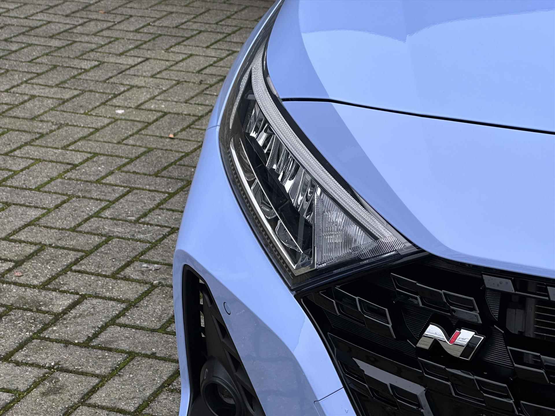Hyundai I 20 1.6T-GDI 204pk N-Performance | Maxton Design Pack | Bose | Navigatie | stoelverwarming | Winterset | - 11/45