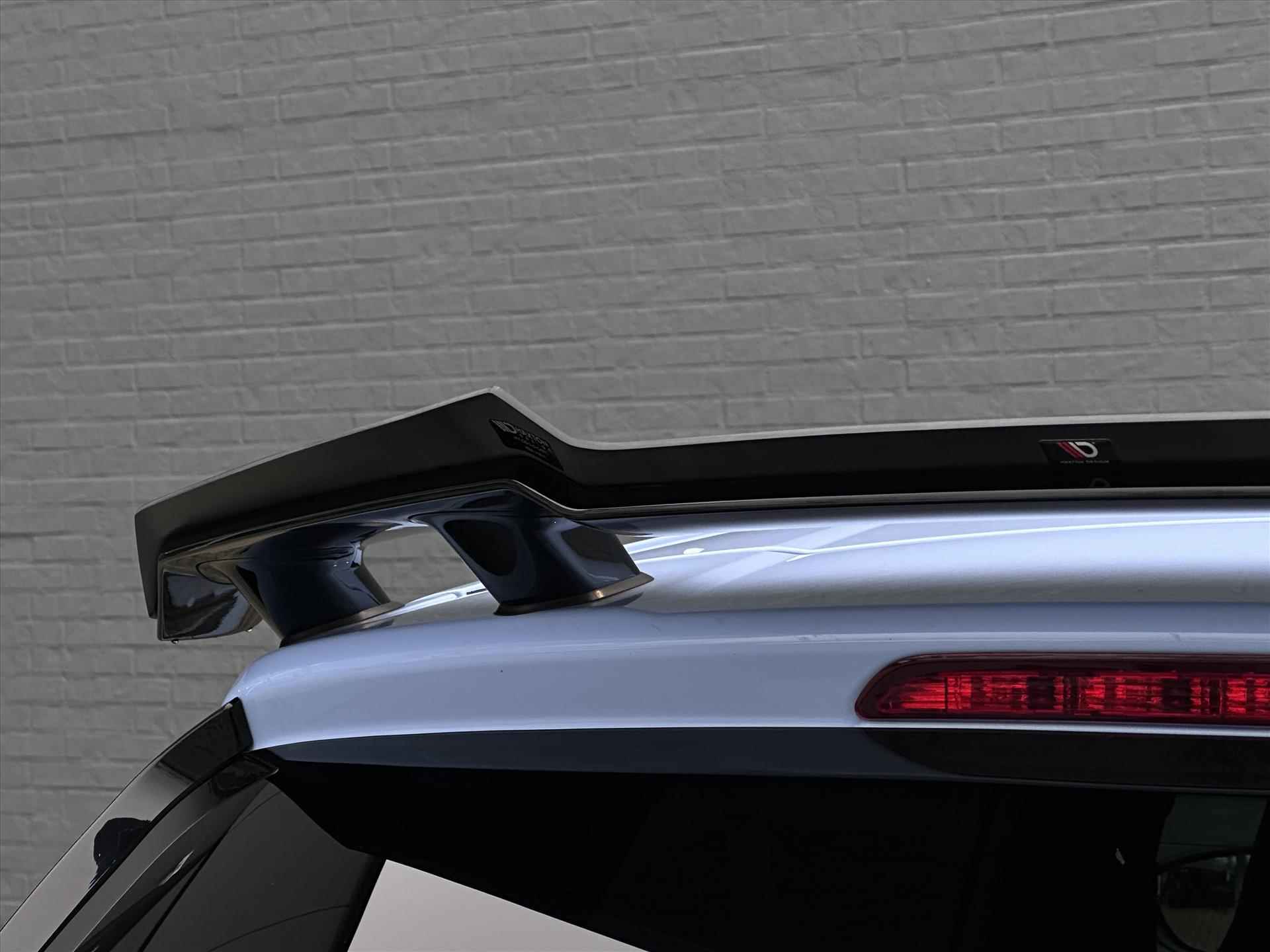 Hyundai I 20 1.6T-GDI 204pk N-Performance | Maxton Design Pack | Bose | Navigatie | stoelverwarming | Winterset | - 13/45