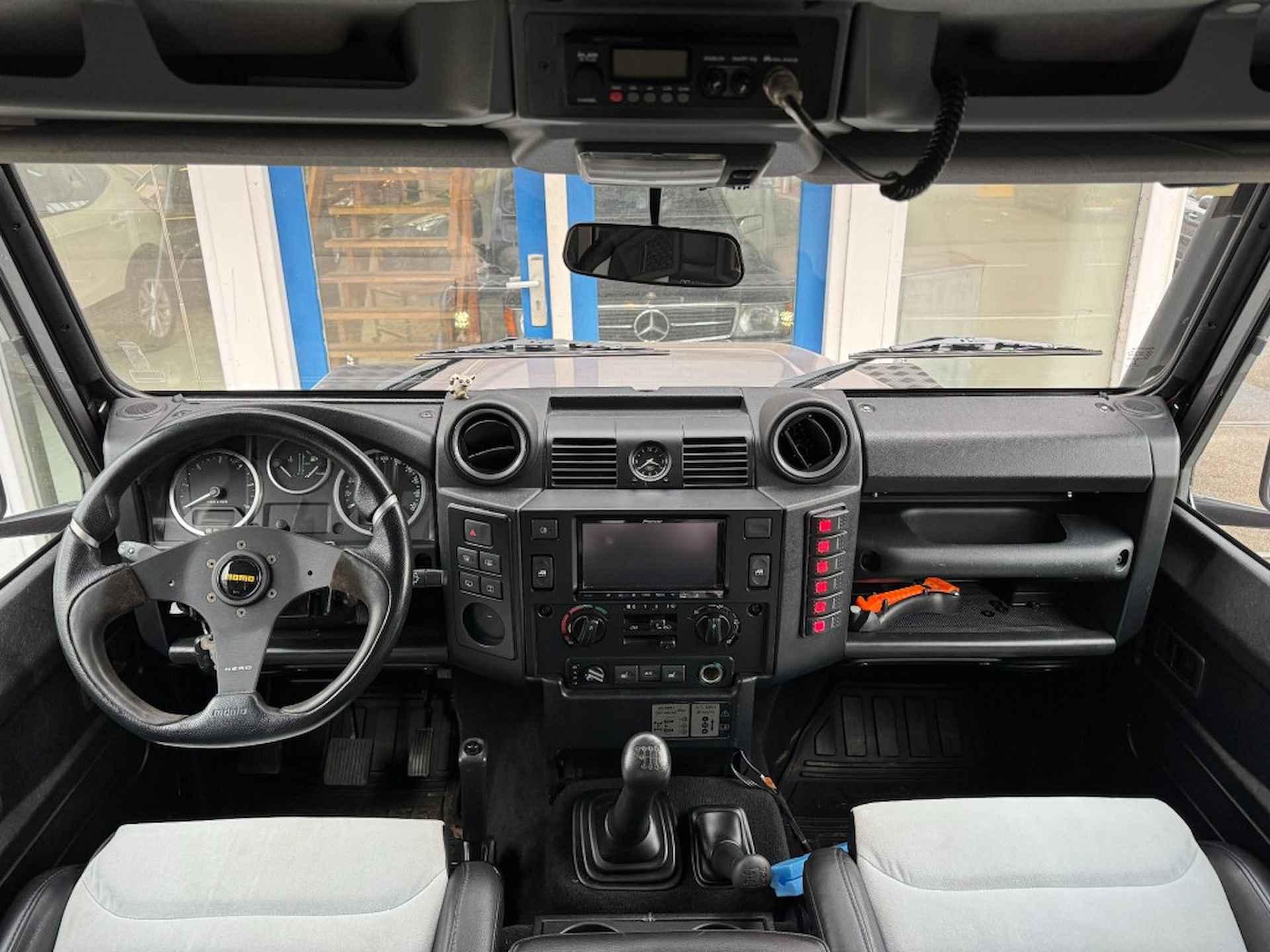 LAND ROVER Defender 2.2 D SW 90 Commercial I Lier I Cruise control I BTW auto - 2/32