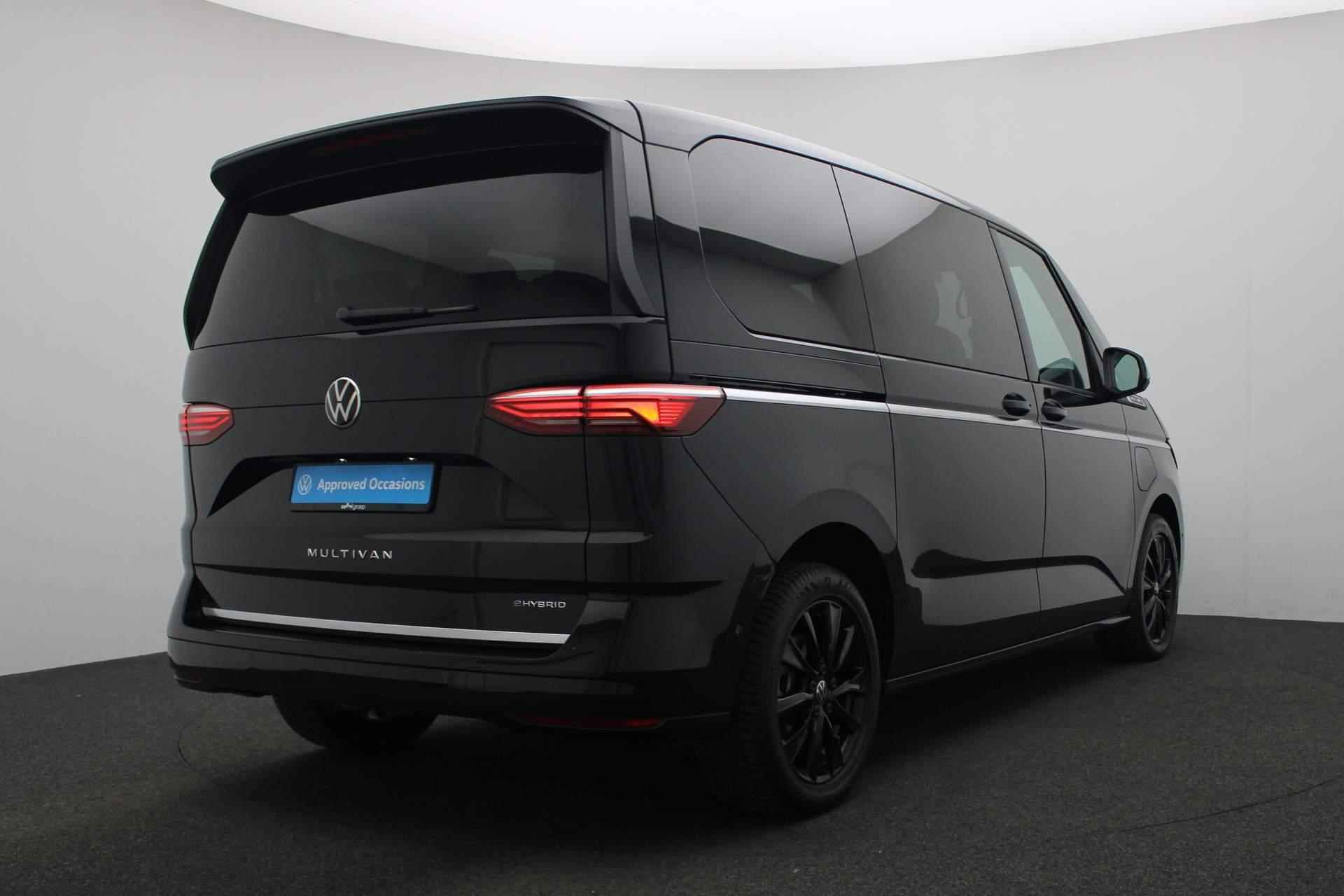 Volkswagen Multivan 7 pers. 1.4 218PK DSG eHybrid L1H1 Style | Trekhaak | Elektr. schuifdeuren | Leder/alcantara | HUD | Camera | Stoelverwarming | Navi | Standkachel - 5/44