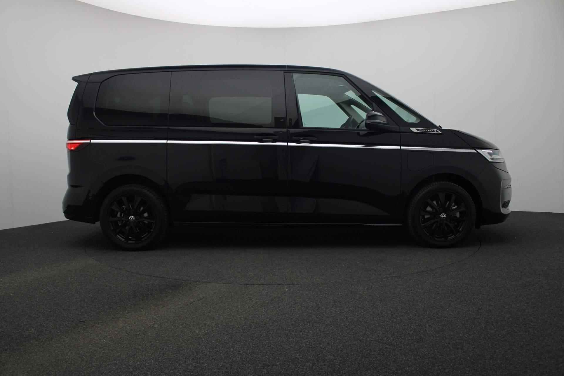 Volkswagen Multivan 7 pers. 1.4 218PK DSG eHybrid L1H1 Style | Trekhaak | Elektr. schuifdeuren | Leder/alcantara | HUD | Camera | Stoelverwarming | Navi | Standkachel - 21/44