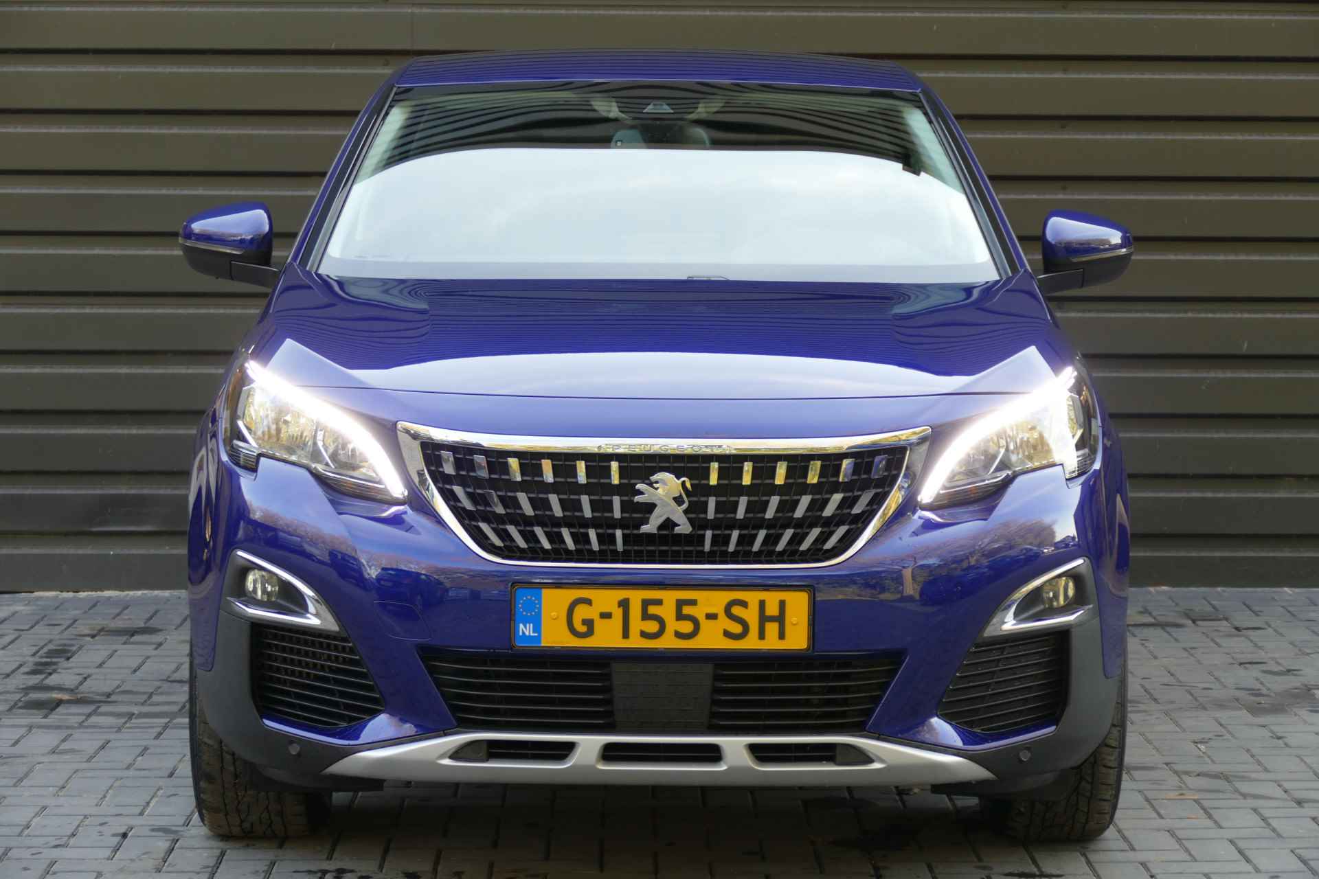 Peugeot 3008 1.2 PURETECH 130PK ALLURE AUTOMAAT / NAVI / CLIMA / PDC / 18" LMV / BLUETOOTH / GRIPCONTROL / CRUISENCONTROL / NIEUWSTAAT !! - 4/30