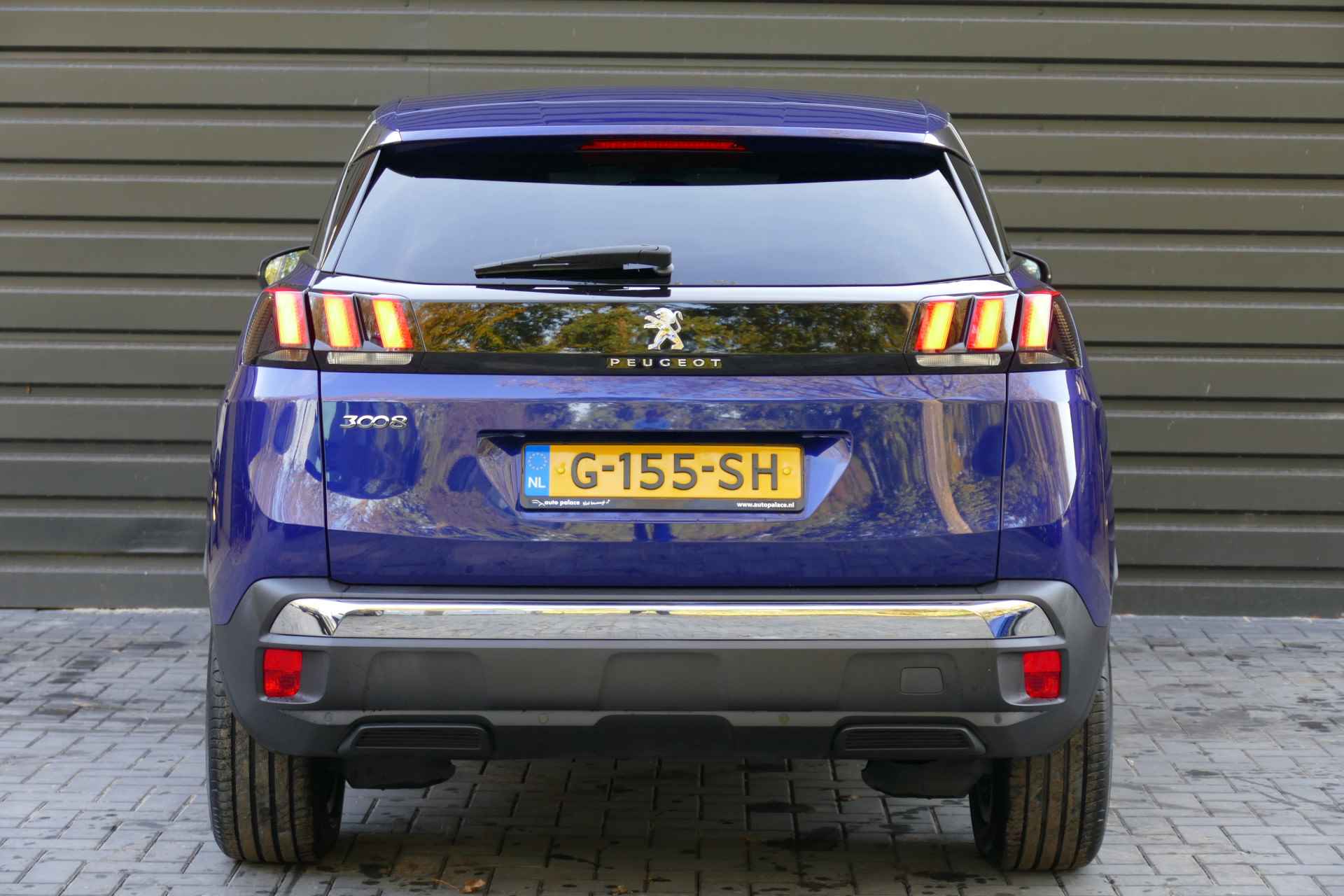 Peugeot 3008 1.2 PURETECH 130PK ALLURE AUTOMAAT / NAVI / CLIMA / PDC / 18" LMV / BLUETOOTH / GRIPCONTROL / CRUISENCONTROL / NIEUWSTAAT !! - 5/30