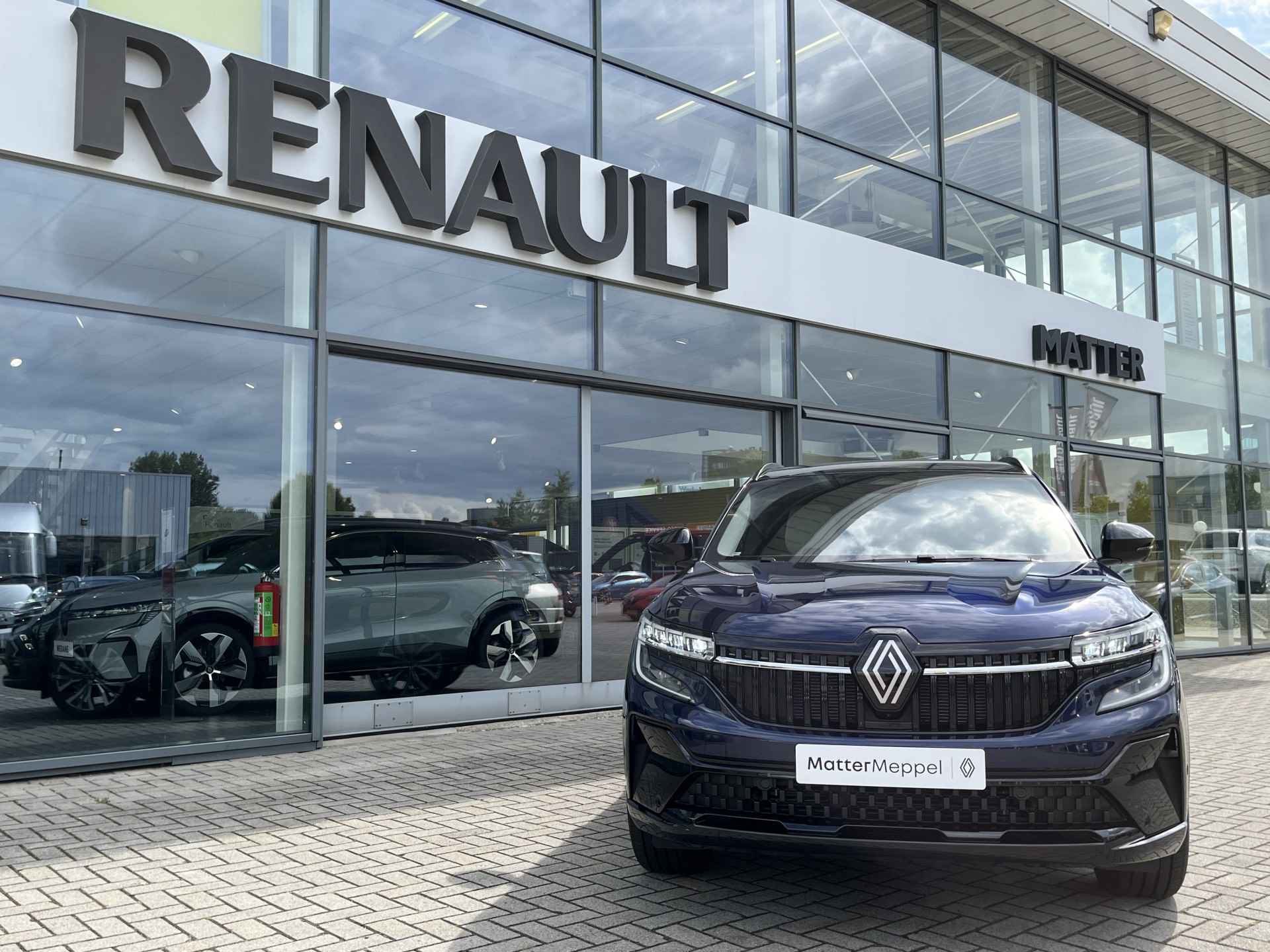 Renault Espace E-Tech Hybrid 200 Iconic Automaat 7p. | Afn.Trekhaak | Harman Kardon | 4Control | Panoramadak | All seasonbanden - 5/21