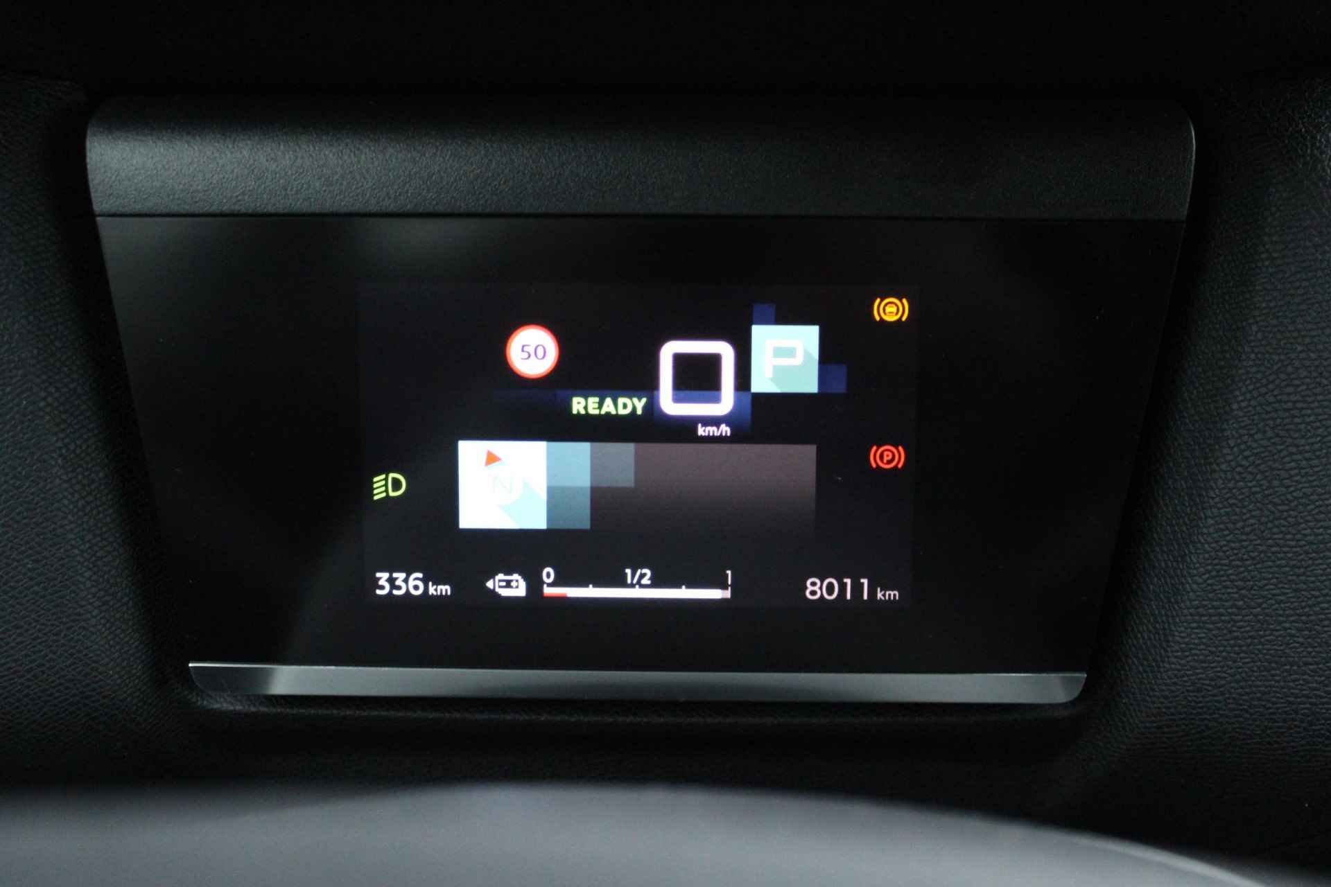 Citroen Ë-C4 Feel 50 kWh navigatie, Airco, Apple Carplay achteruit rijcamera - 12/33