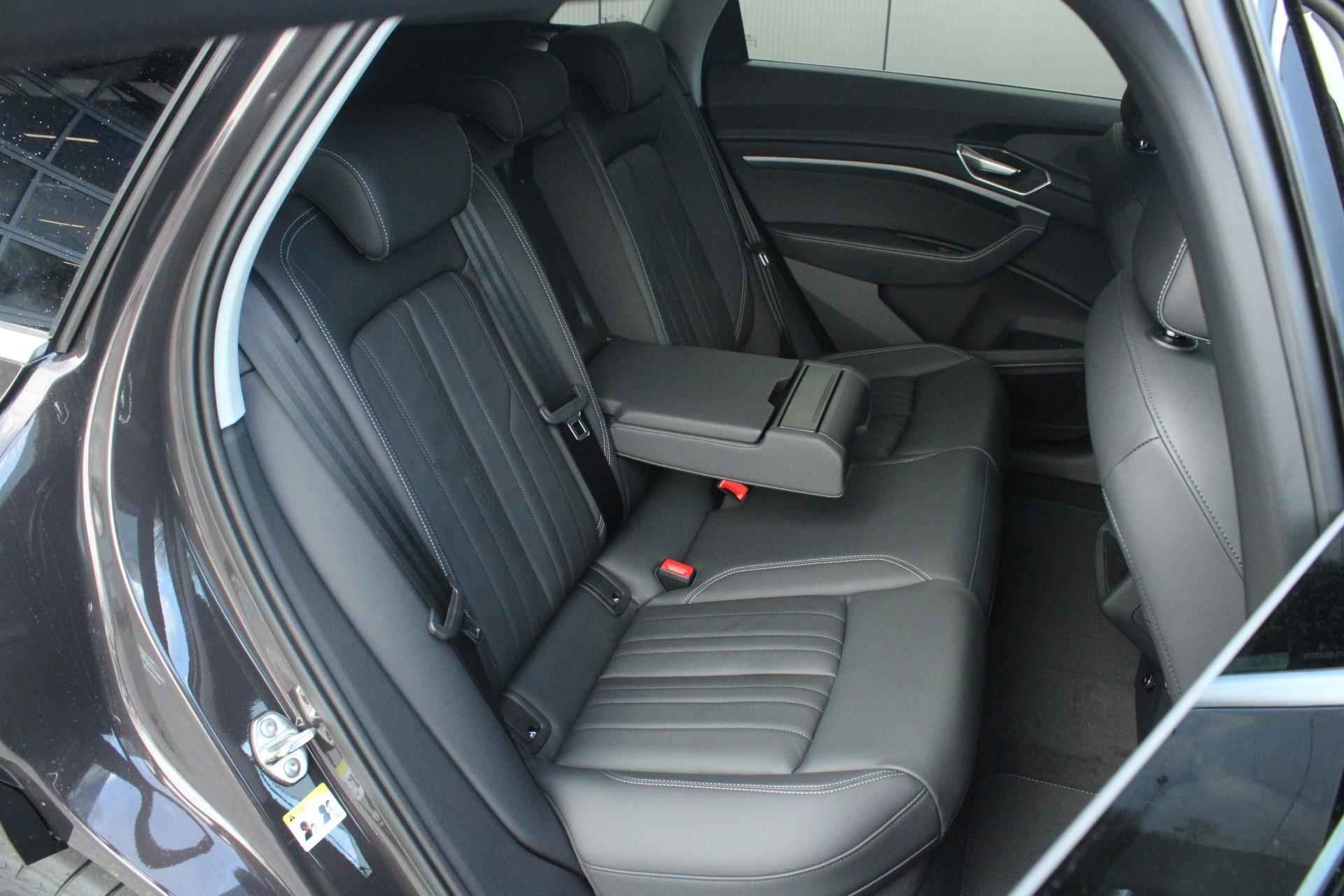Audi Q8 e-tron 50 quattro 340pk Advanced Edition 95 kWh | Extra Getint Glas | LMV 20'' - 21/52