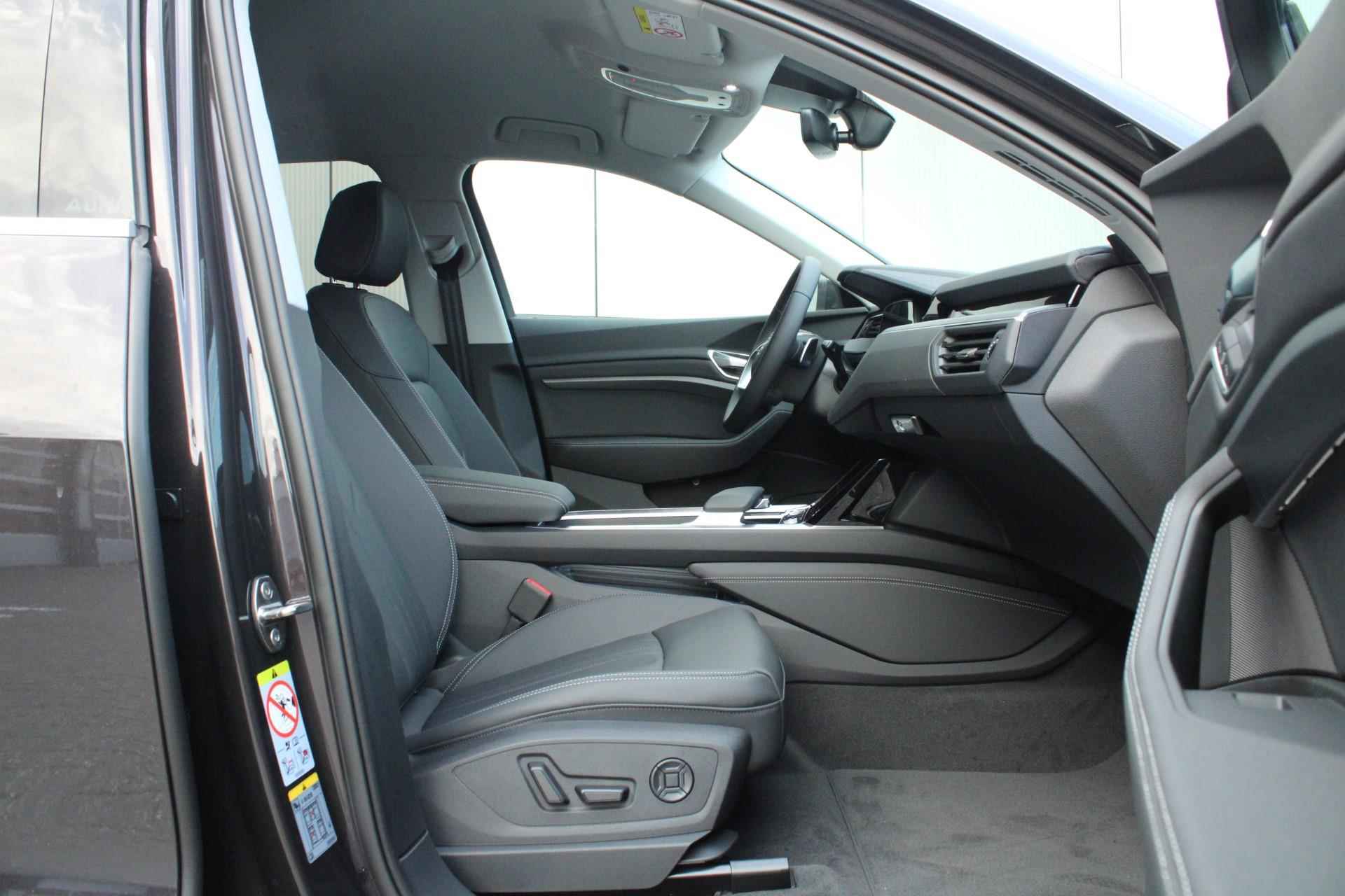 Audi Q8 e-tron 50 quattro 340pk Advanced Edition 95 kWh | Extra Getint Glas | LMV 20'' - 22/52