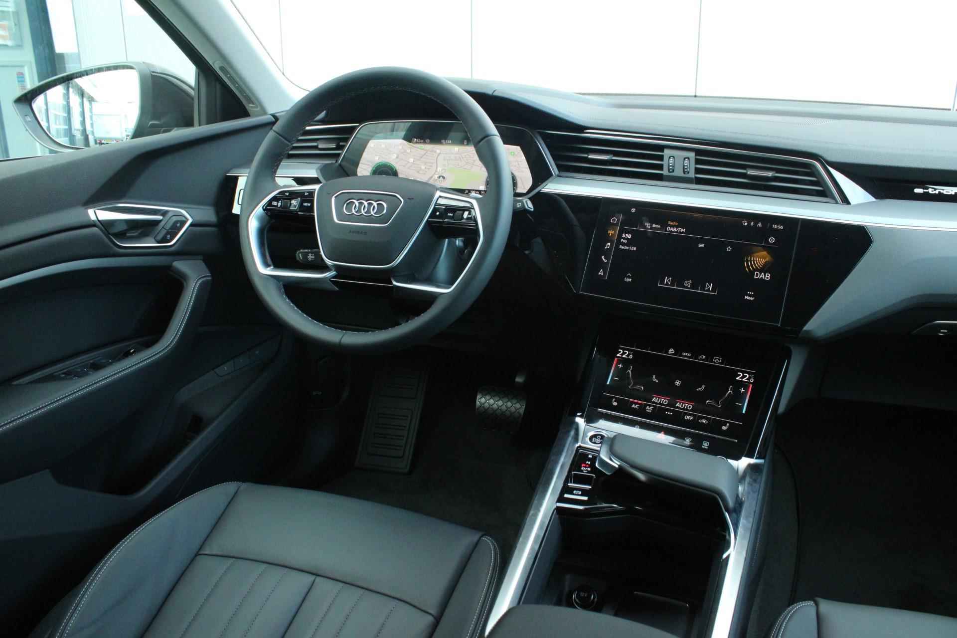 Audi Q8 e-tron 50 quattro 340pk Advanced Edition 95 kWh | Extra Getint Glas | LMV 20'' - 40/52