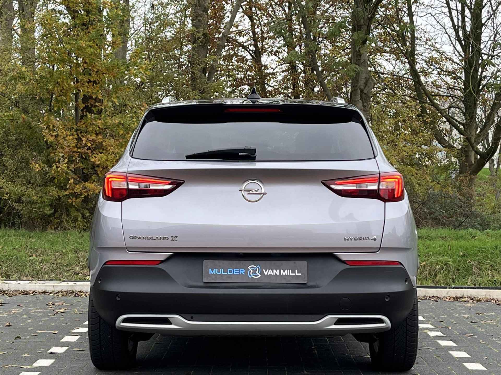 Opel Grandland X 1.6 Turbo HYbrid4 300 pk 4x4 Innovation |AGR-COMFORTSTOEL|KEYLESS ENTRY|360° CAMERA|ELEK. ACHTERKLEP|DAB+|ISOFIX| - 8/59