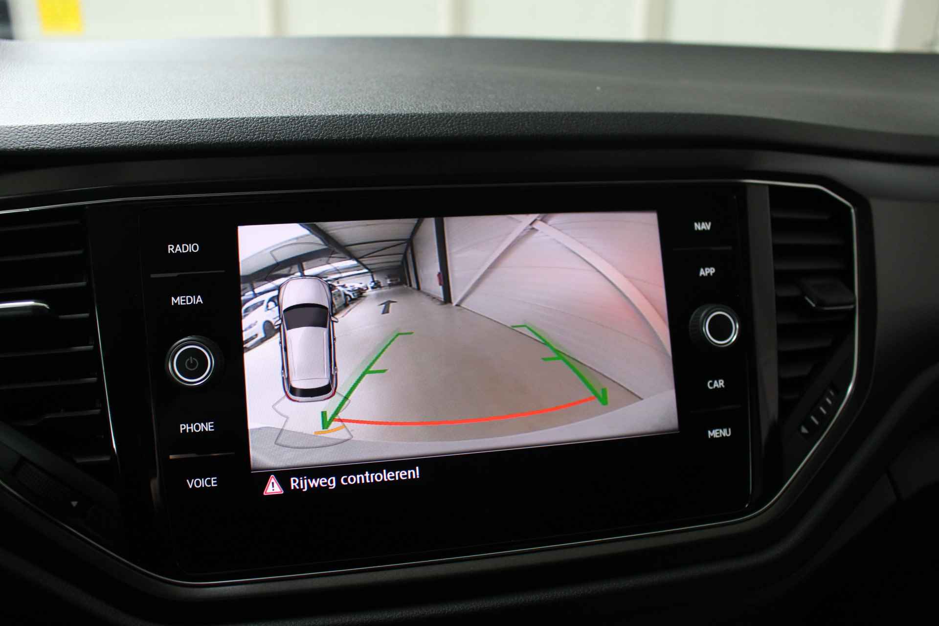 Volkswagen T-Roc 1.5 TSI Style DSG Navigatie | Virtual Cockpit | Achteruitrijcamera | - 17/20