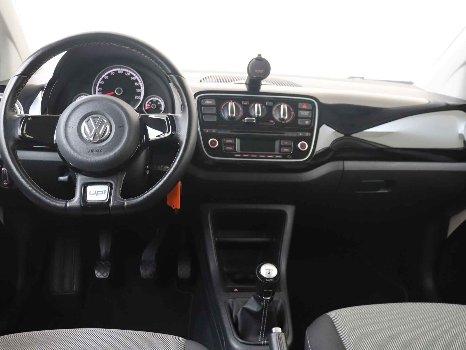 Volkswagen up! 1.0 cheer up! BlueMotion | Airconditioning | Lichtmetalen Velgen - 6/25